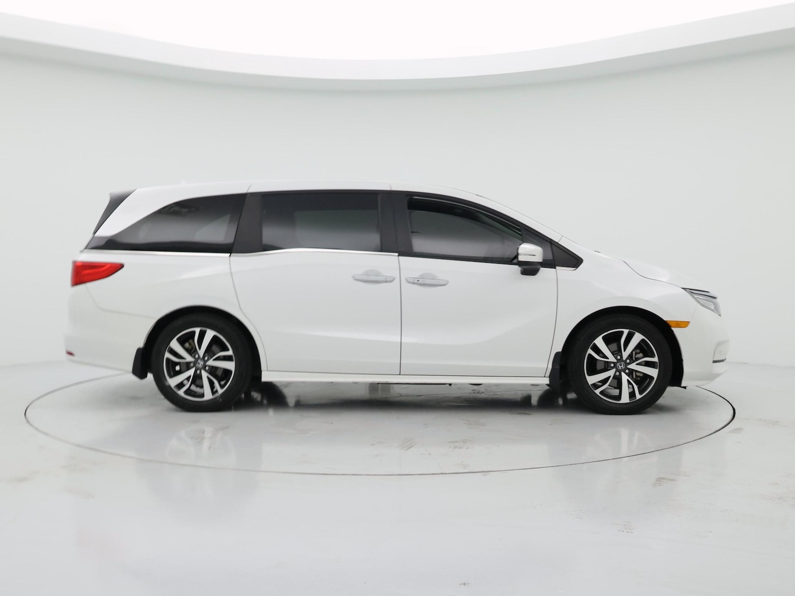 2024 Honda Odyssey Touring - Photo 8
