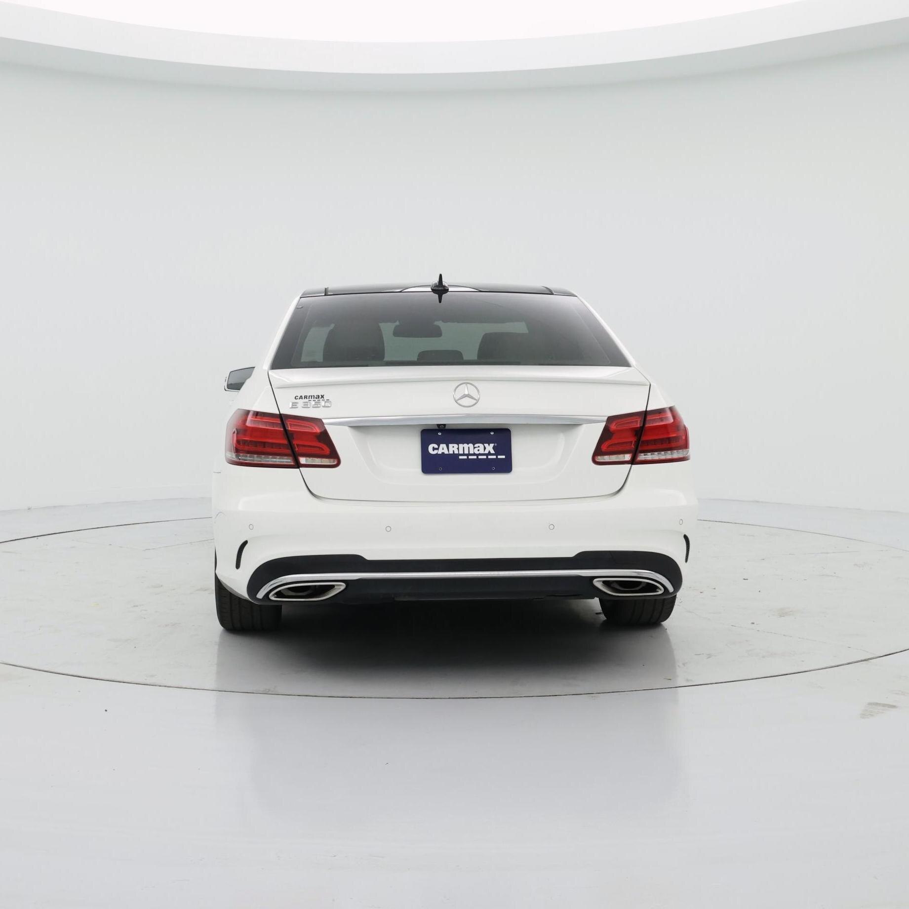 Thumbnail: 2016 Mercedes-Benz E-Class - 6