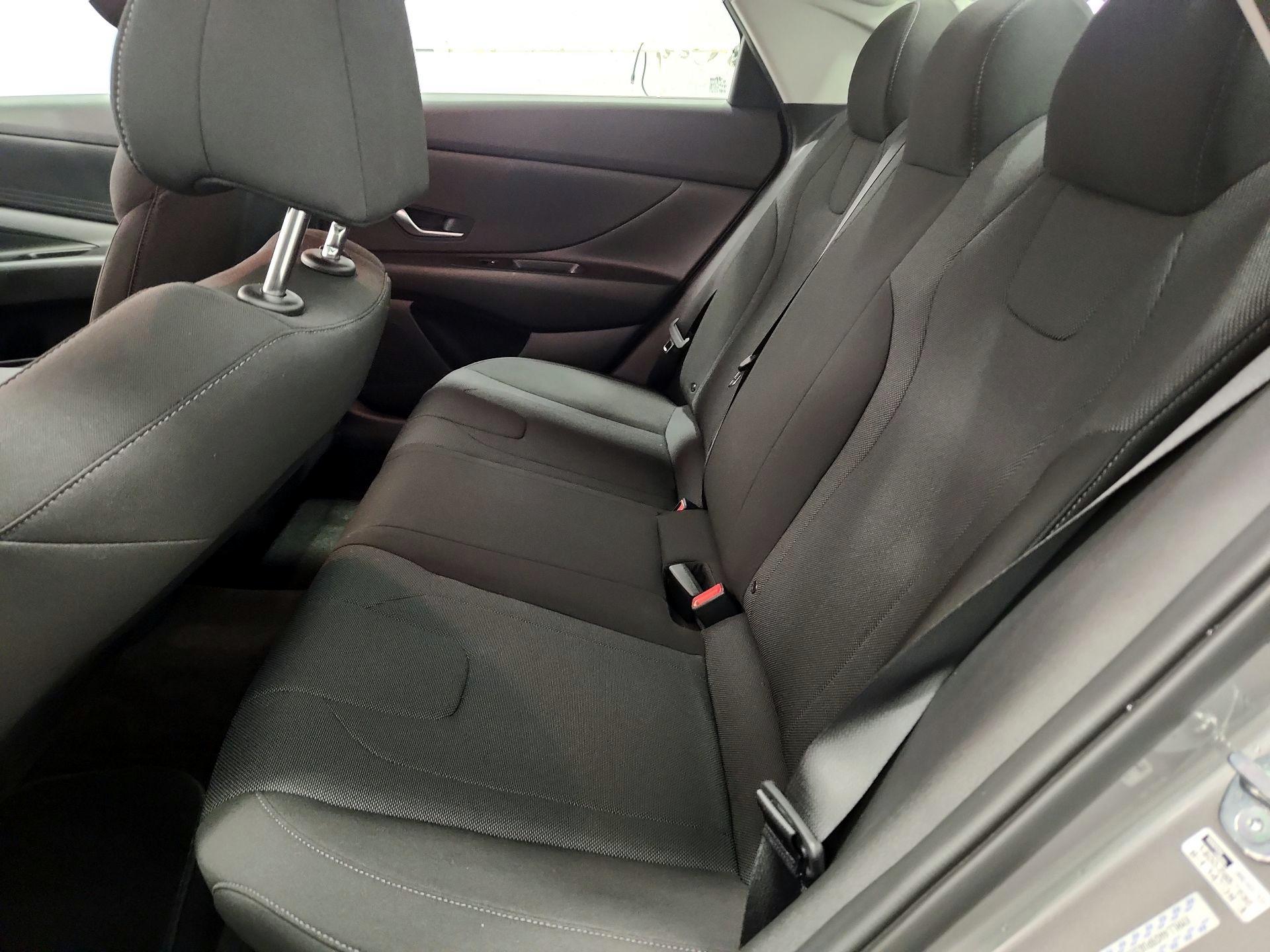 Thumbnail: 2023 Hyundai Elantra - 19