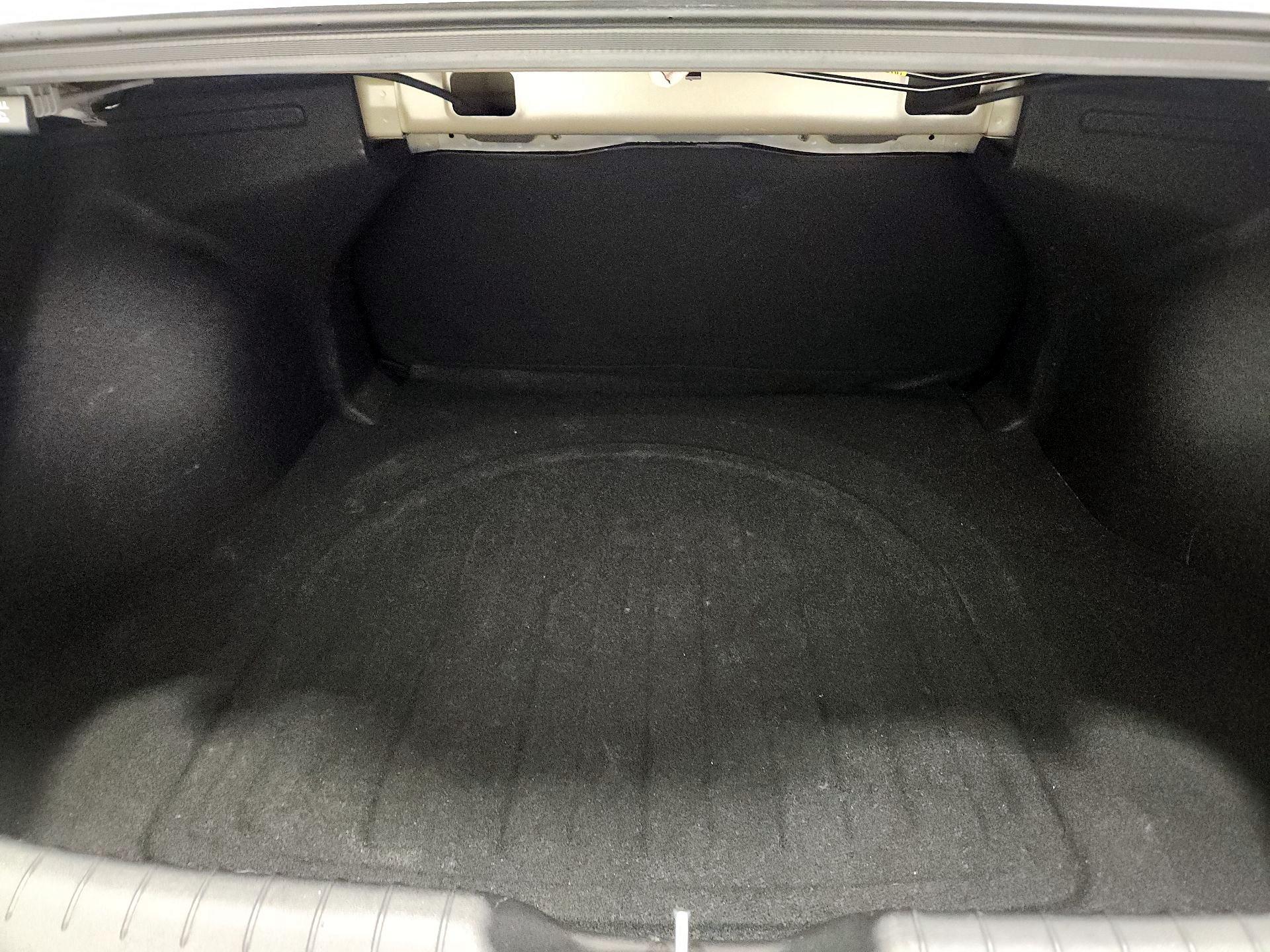 Thumbnail: 2023 Hyundai Elantra - 20