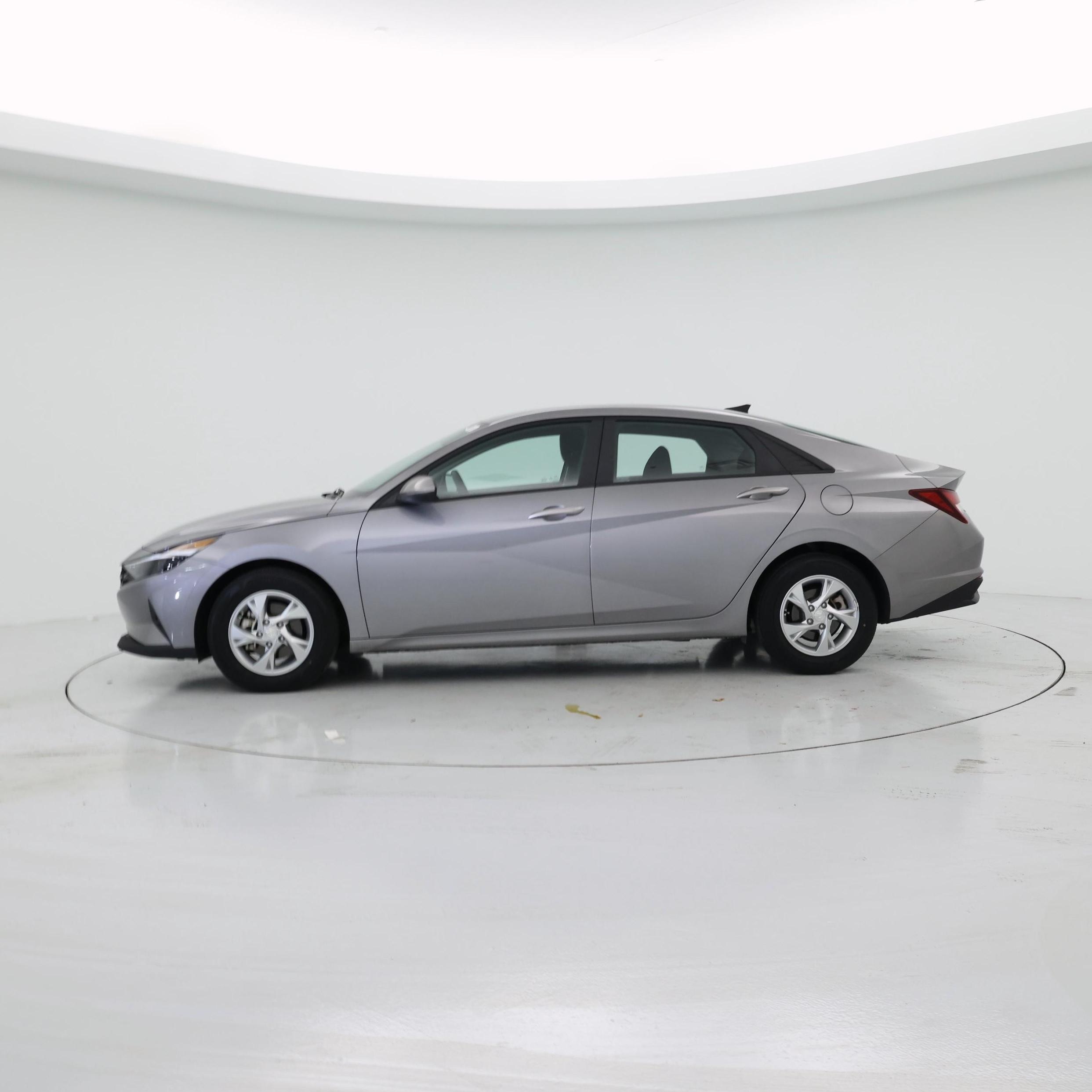 Thumbnail: 2023 Hyundai Elantra - 3