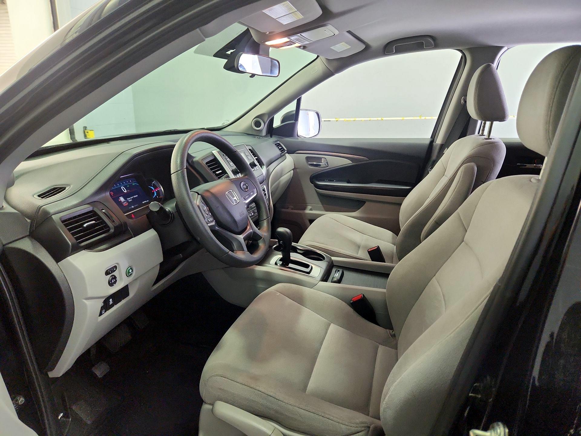 Thumbnail: 2020 Honda Pilot - 11