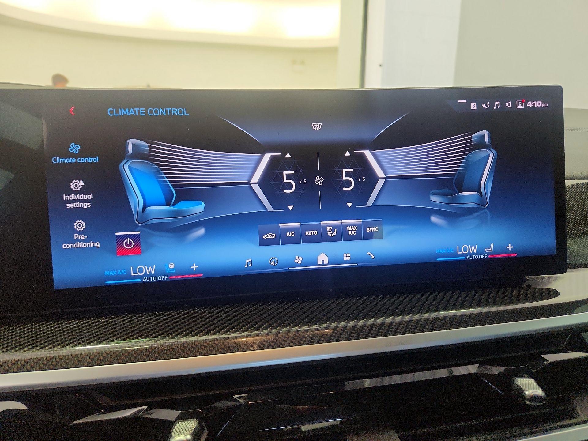 Thumbnail: 2024 BMW X5 - 16