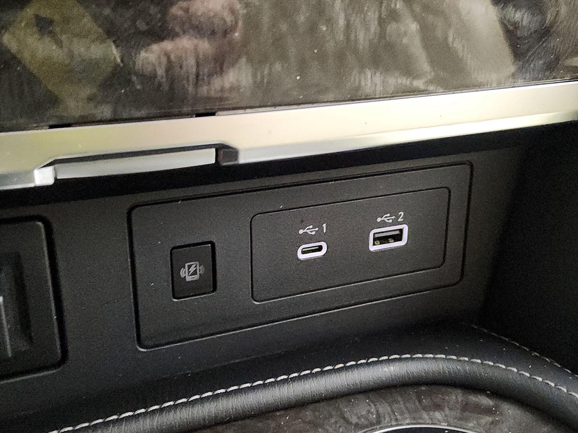Thumbnail: 2021 Nissan Armada - 19