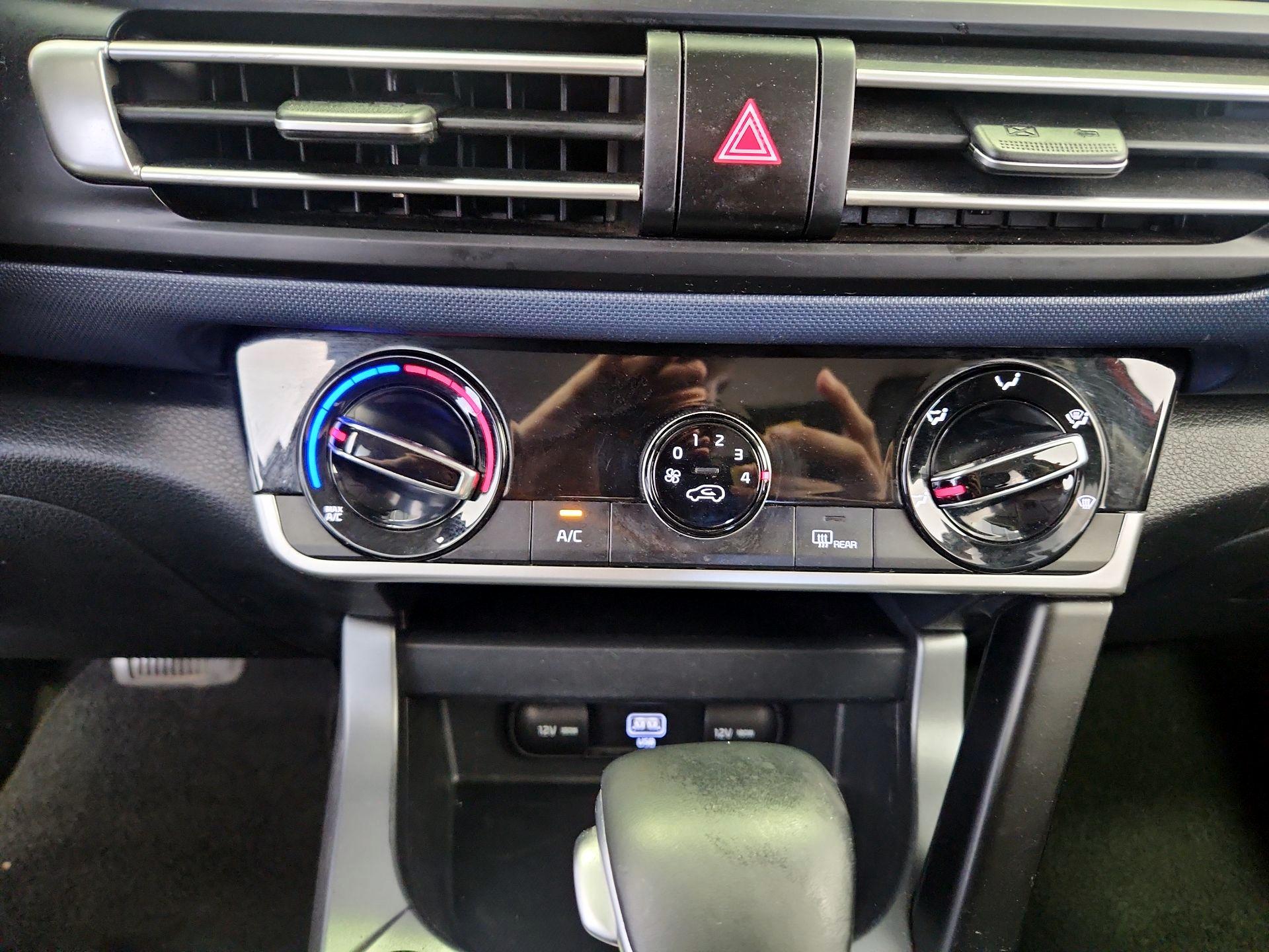 Thumbnail: 2021 Kia Seltos - 16