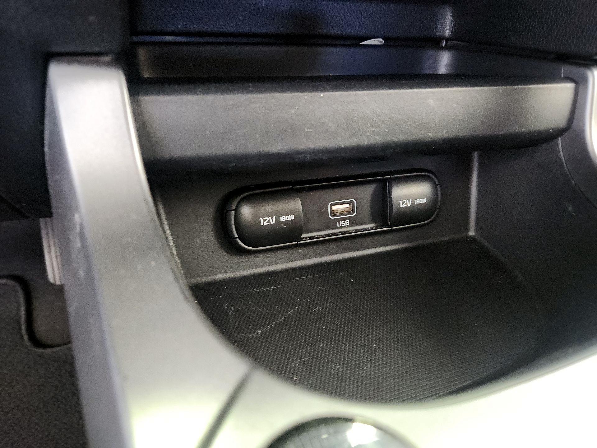 Thumbnail: 2021 Kia Seltos - 18