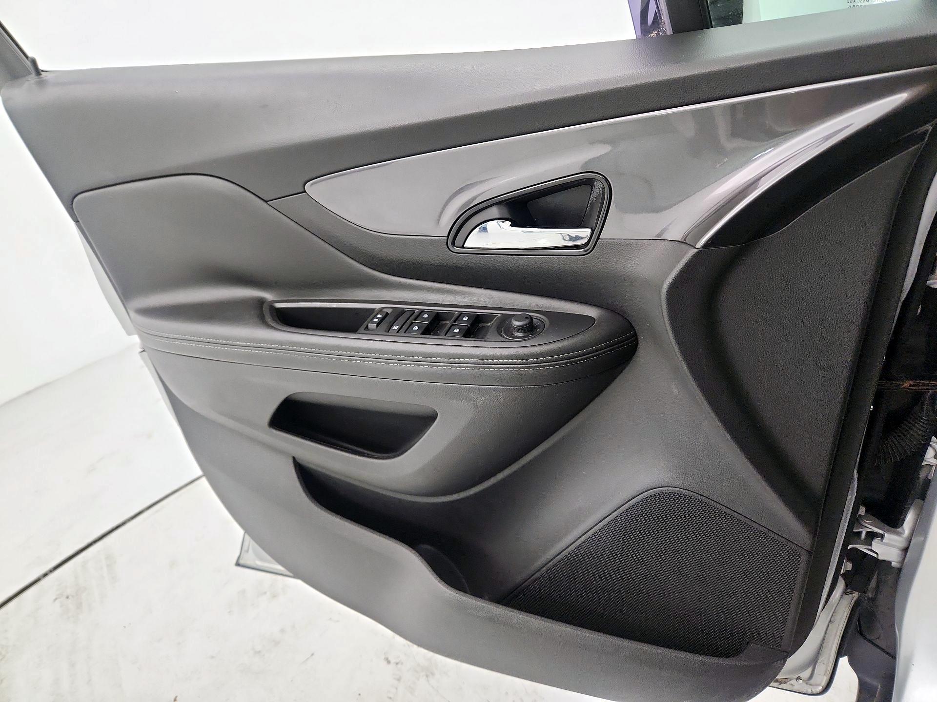 Thumbnail: 2018 Buick Encore - 12