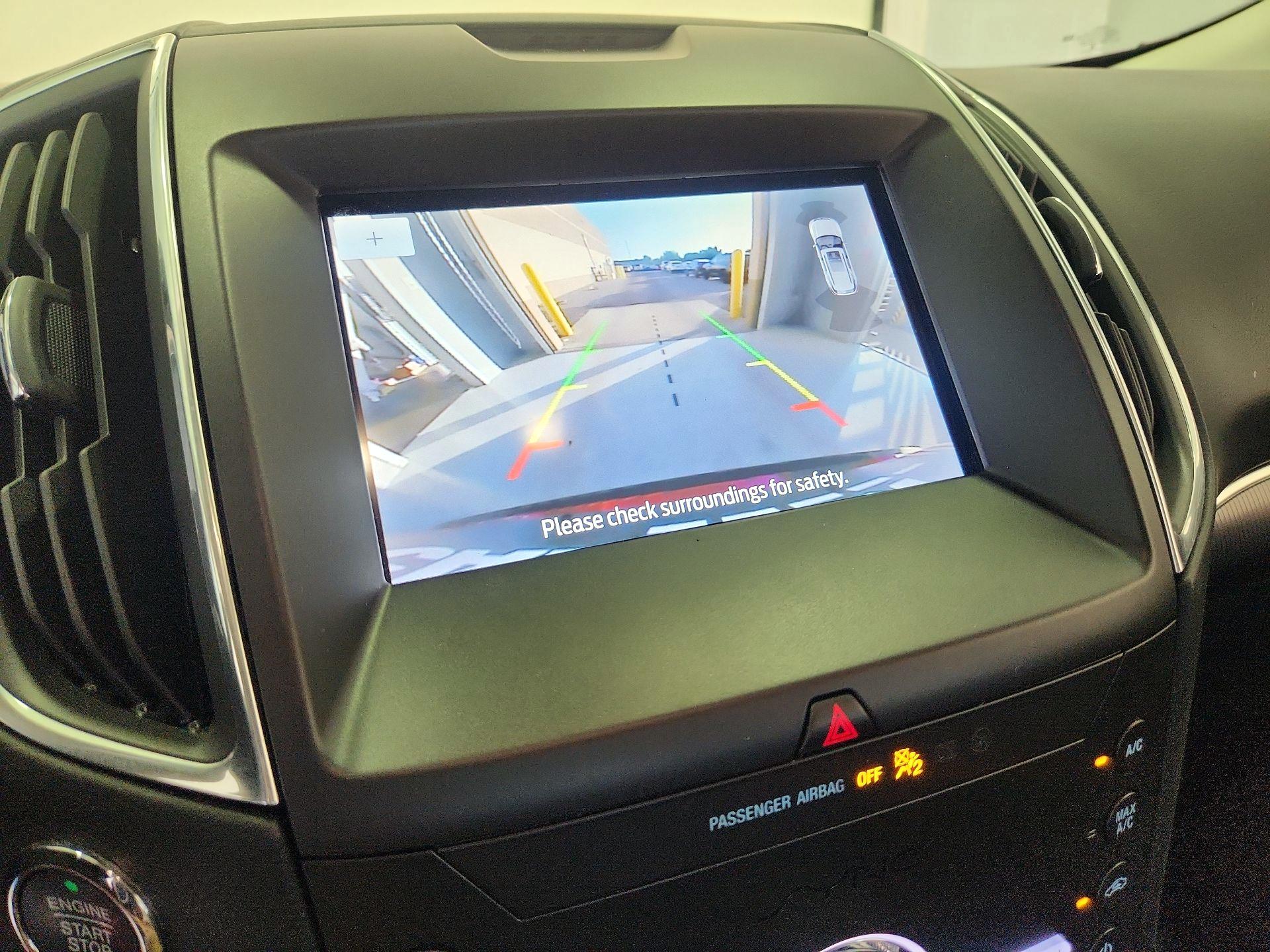 Thumbnail: 2020 Ford Edge - 14