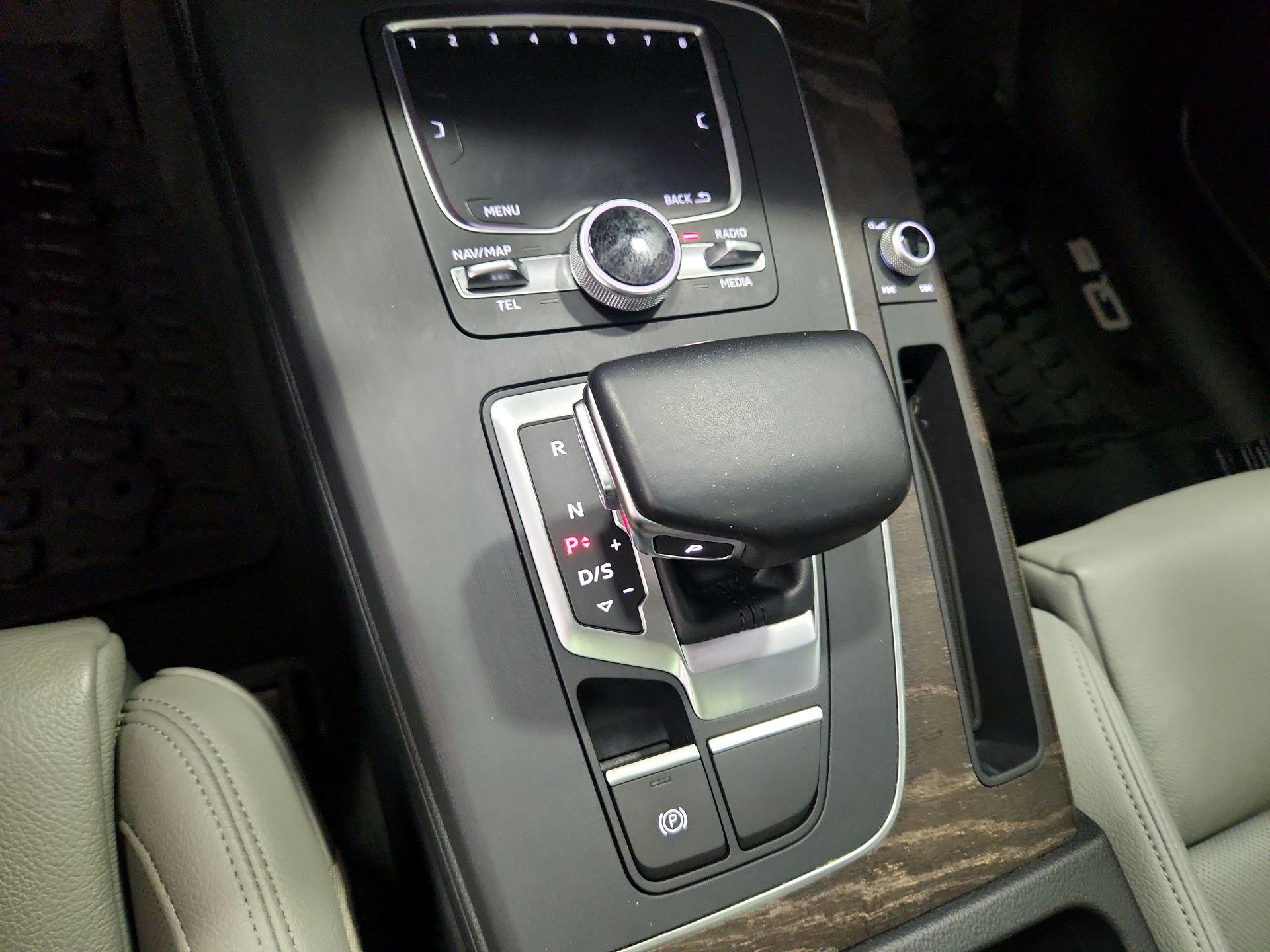 Thumbnail: 2018 Audi Q5 - 17