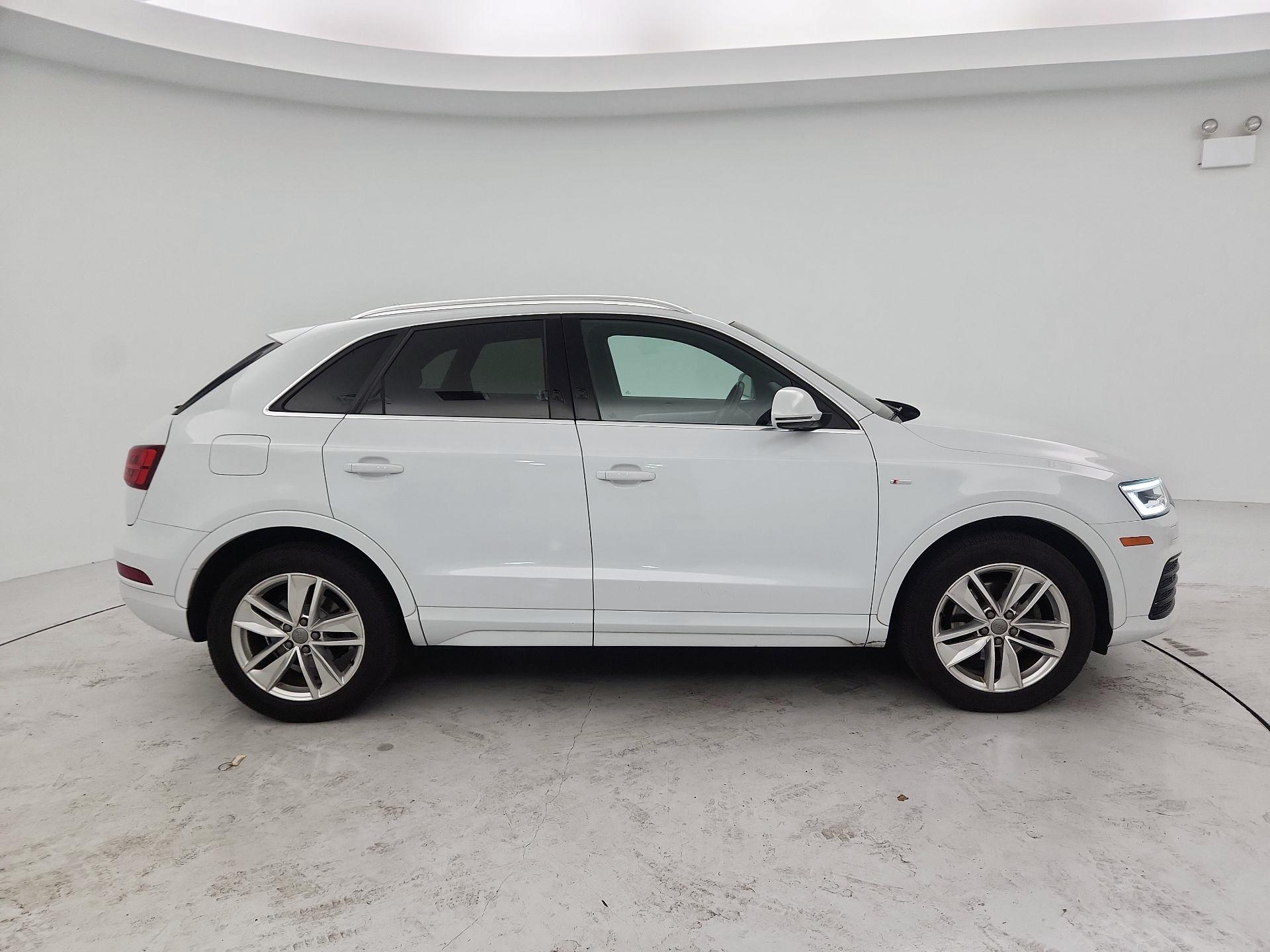 Thumbnail: 2018 Audi Q3 - 4