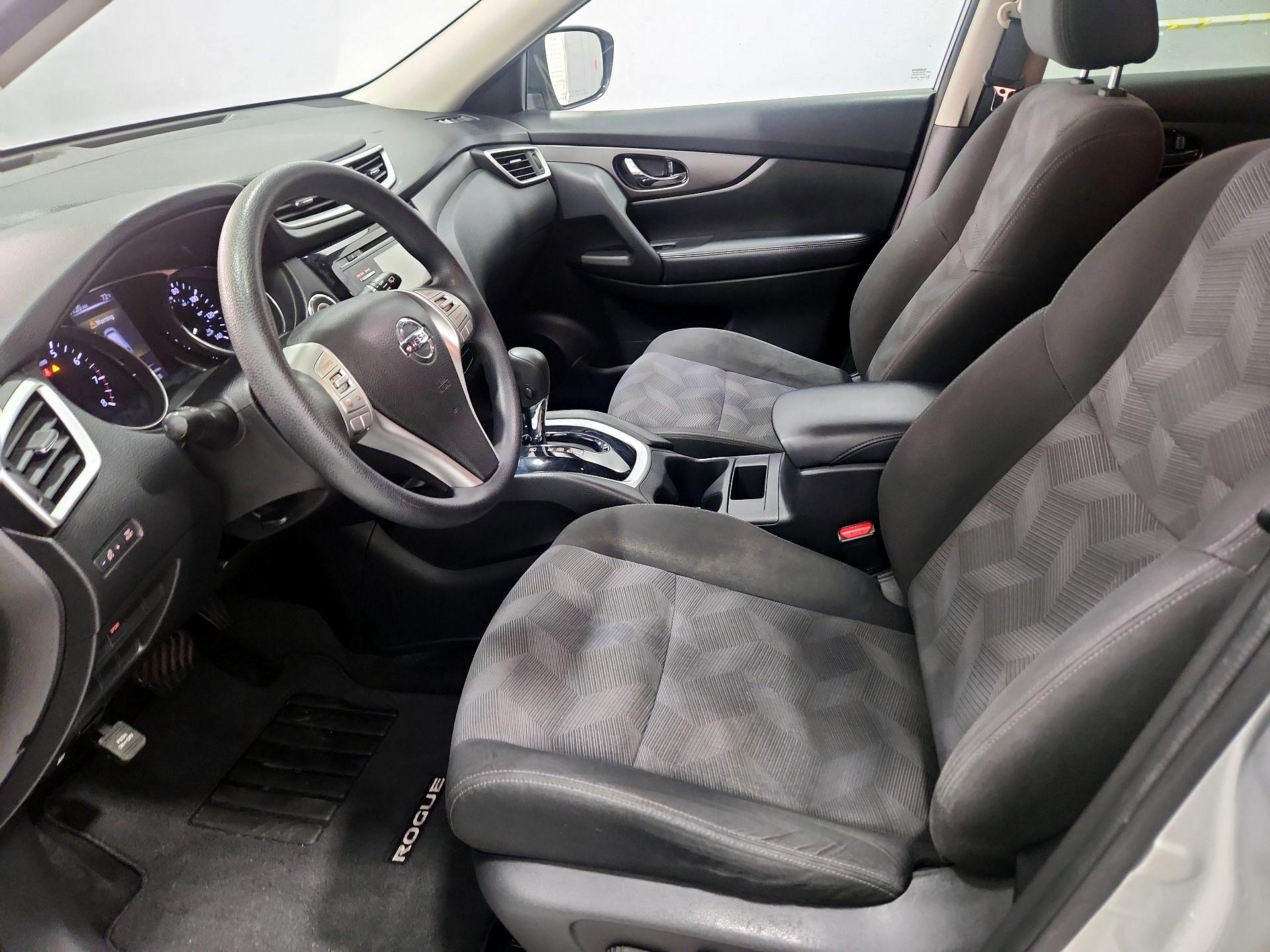 Thumbnail: 2016 Nissan Rogue - 11