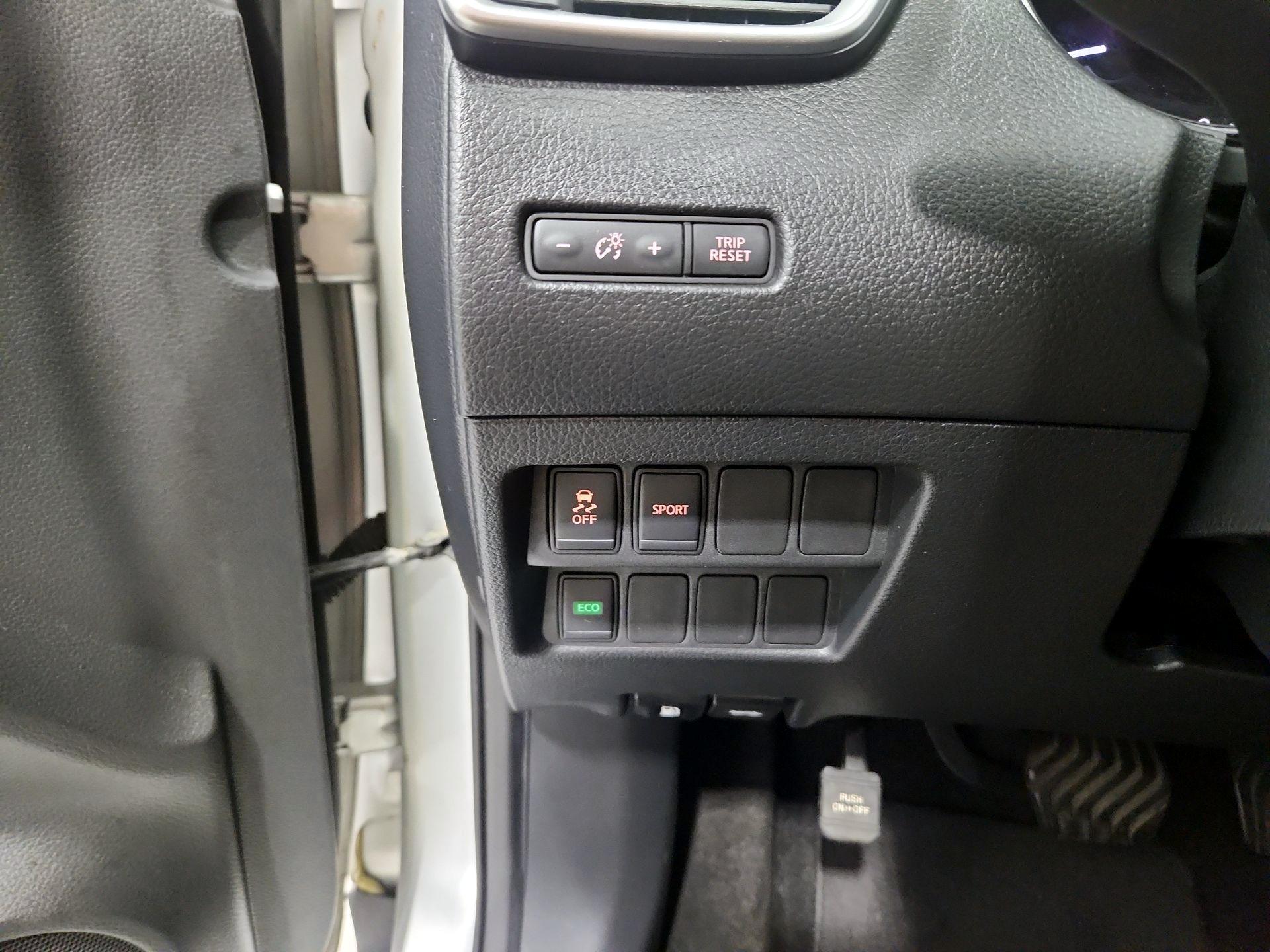 Thumbnail: 2016 Nissan Rogue - 13