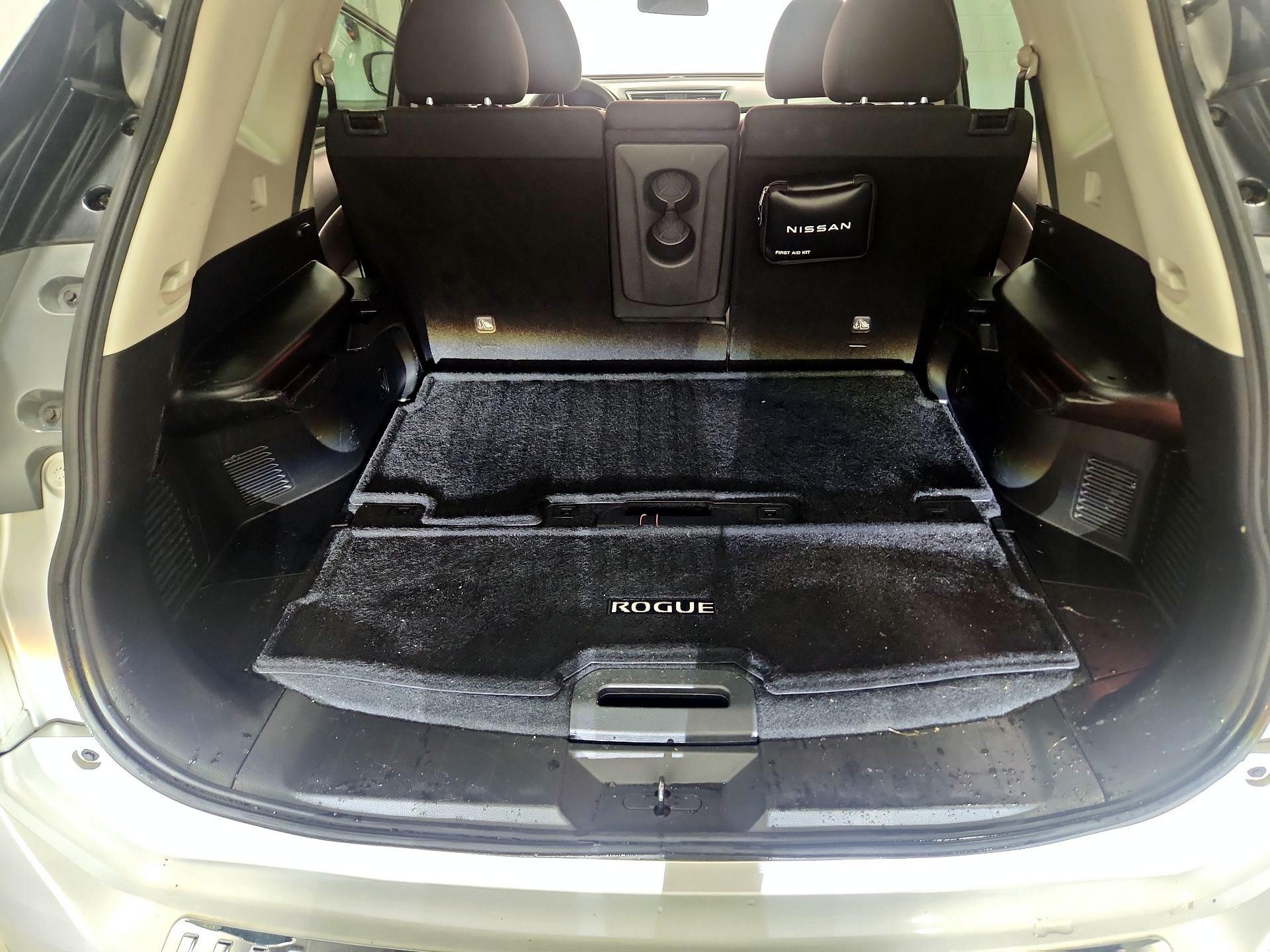 Thumbnail: 2016 Nissan Rogue - 20