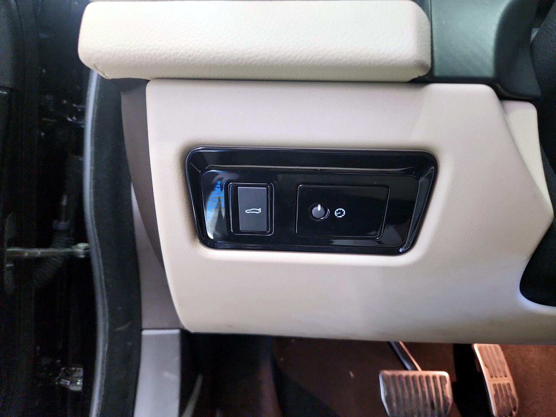 Thumbnail: 2020 Jaguar XF - 13