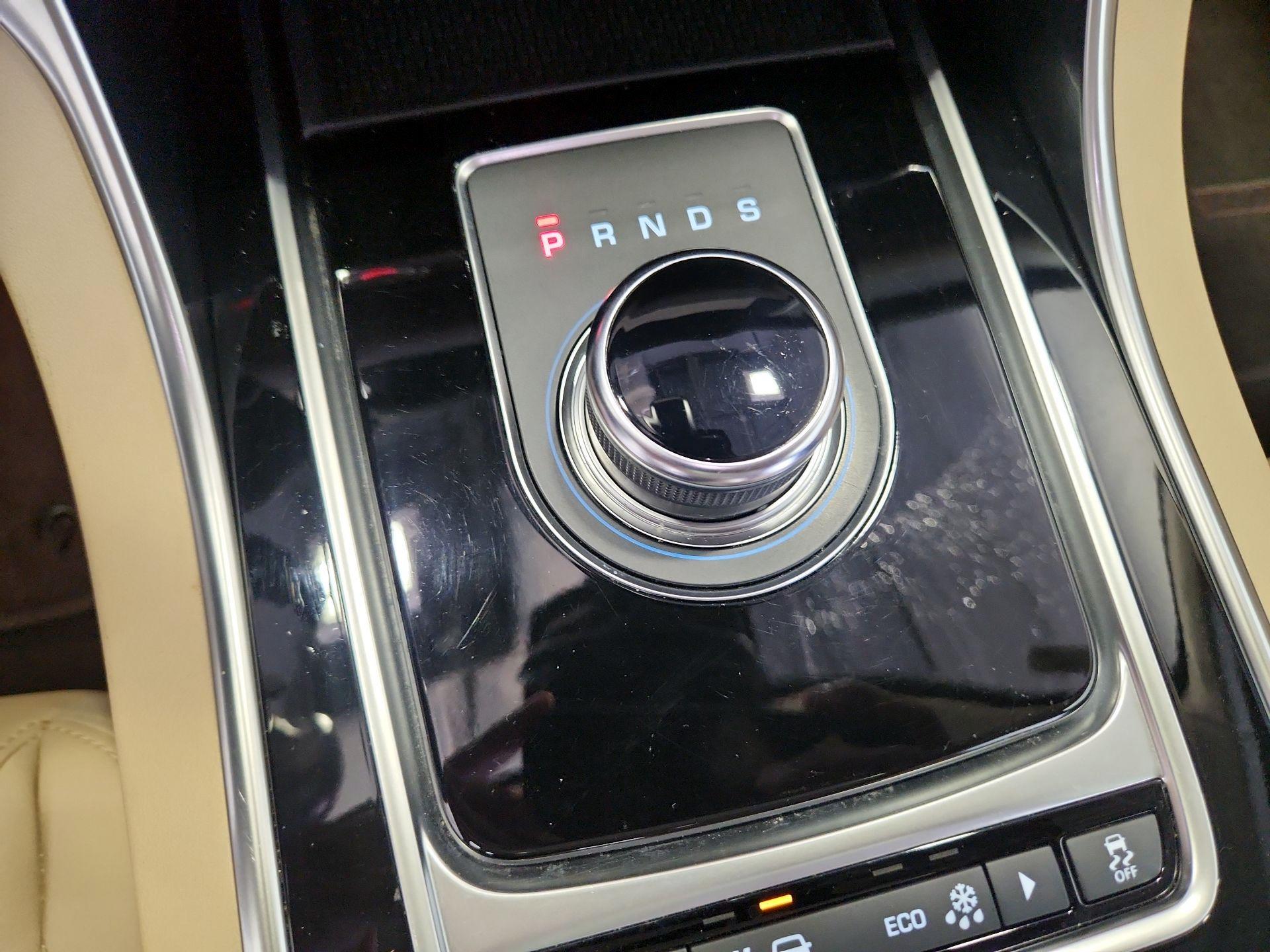 Thumbnail: 2020 Jaguar XF - 17