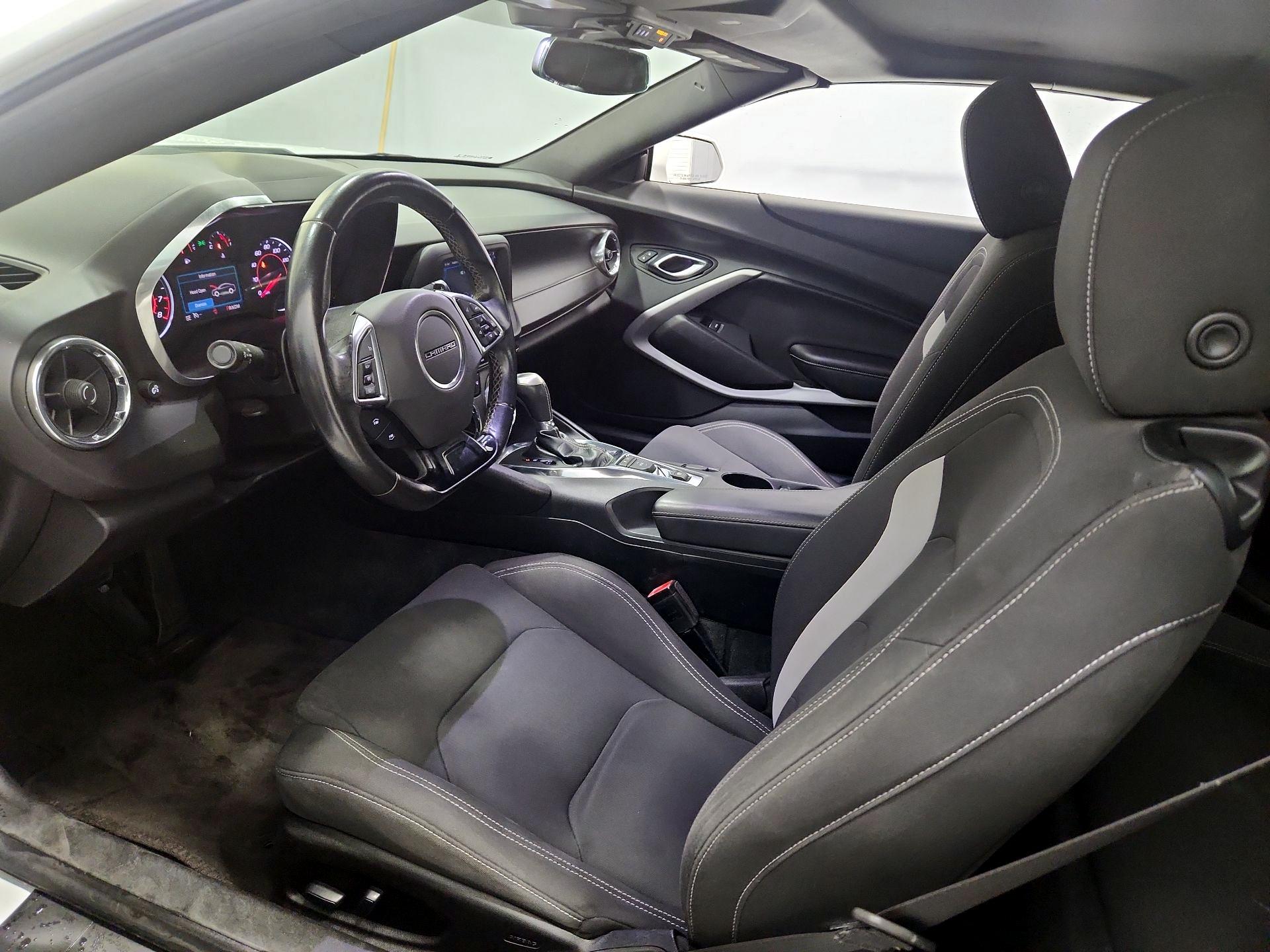 Thumbnail: 2019 Chevrolet Camaro - 11