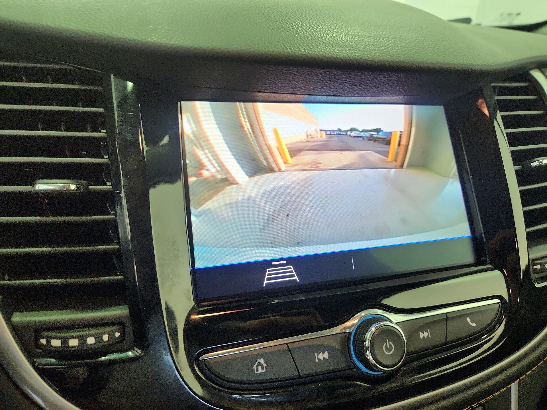 Thumbnail: 2020 Chevrolet Trax - 14