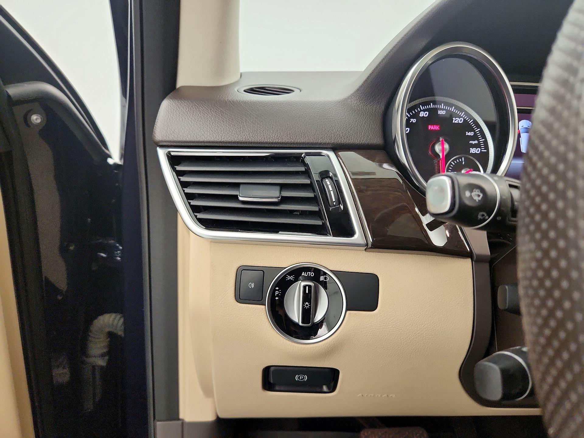 Thumbnail: 2018 Mercedes-Benz GLE - 13