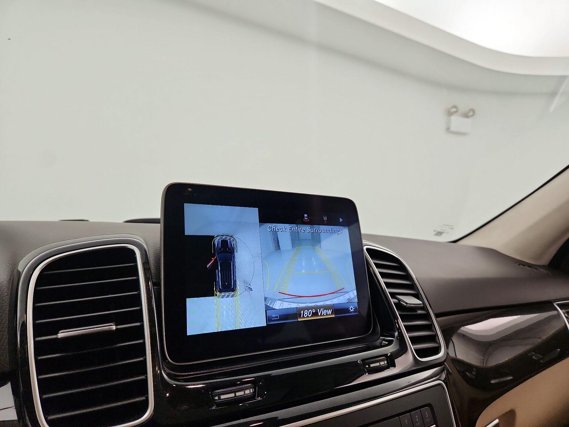 Thumbnail: 2018 Mercedes-Benz GLE - 15