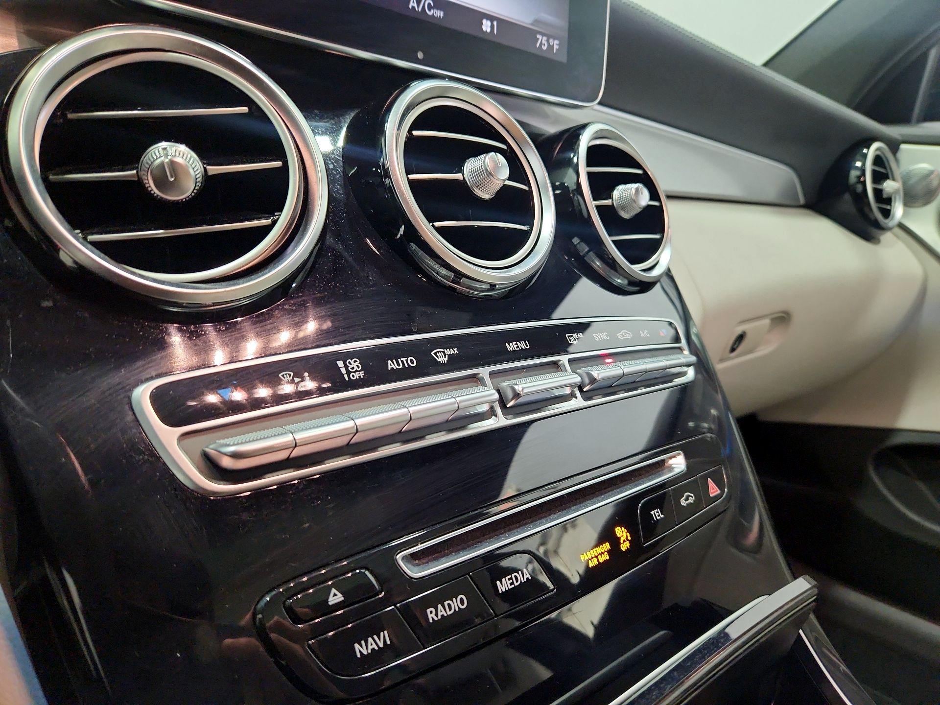 Thumbnail: 2017 Mercedes-Benz C-Class - 17