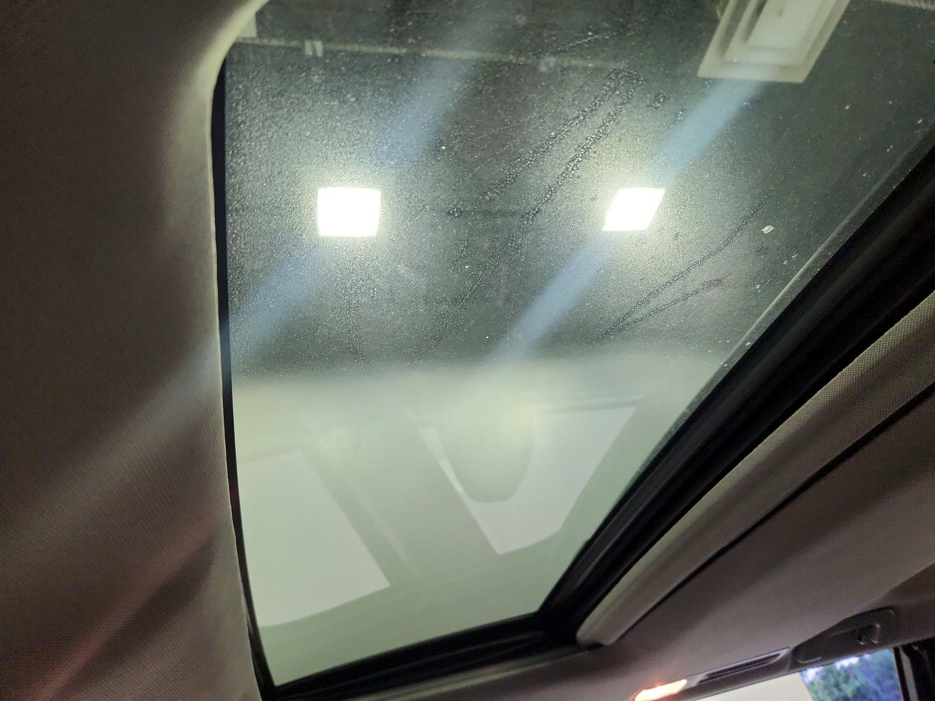 Thumbnail: 2015 Toyota Highlander - 19