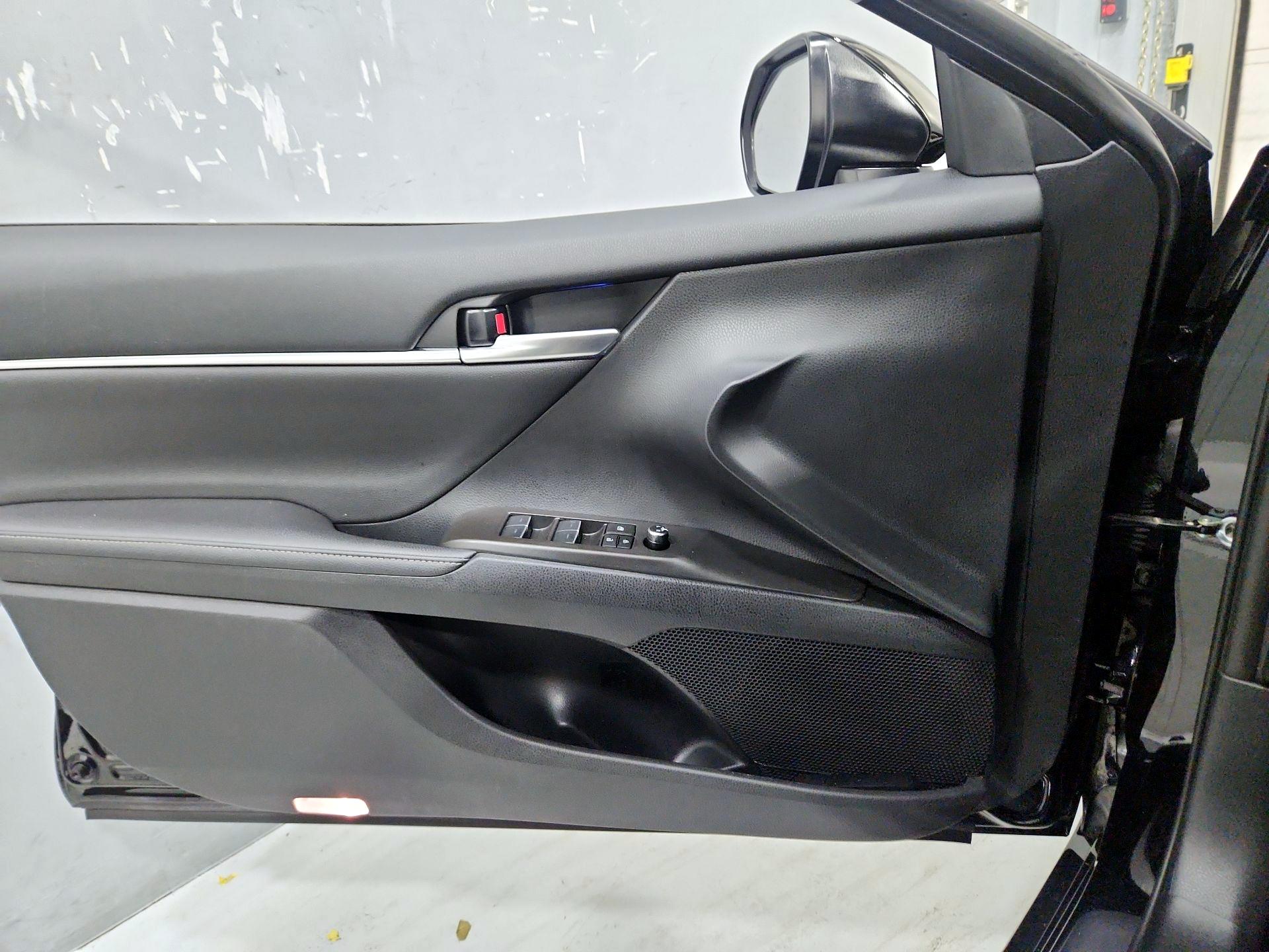 Thumbnail: 2024 Toyota Camry - 12