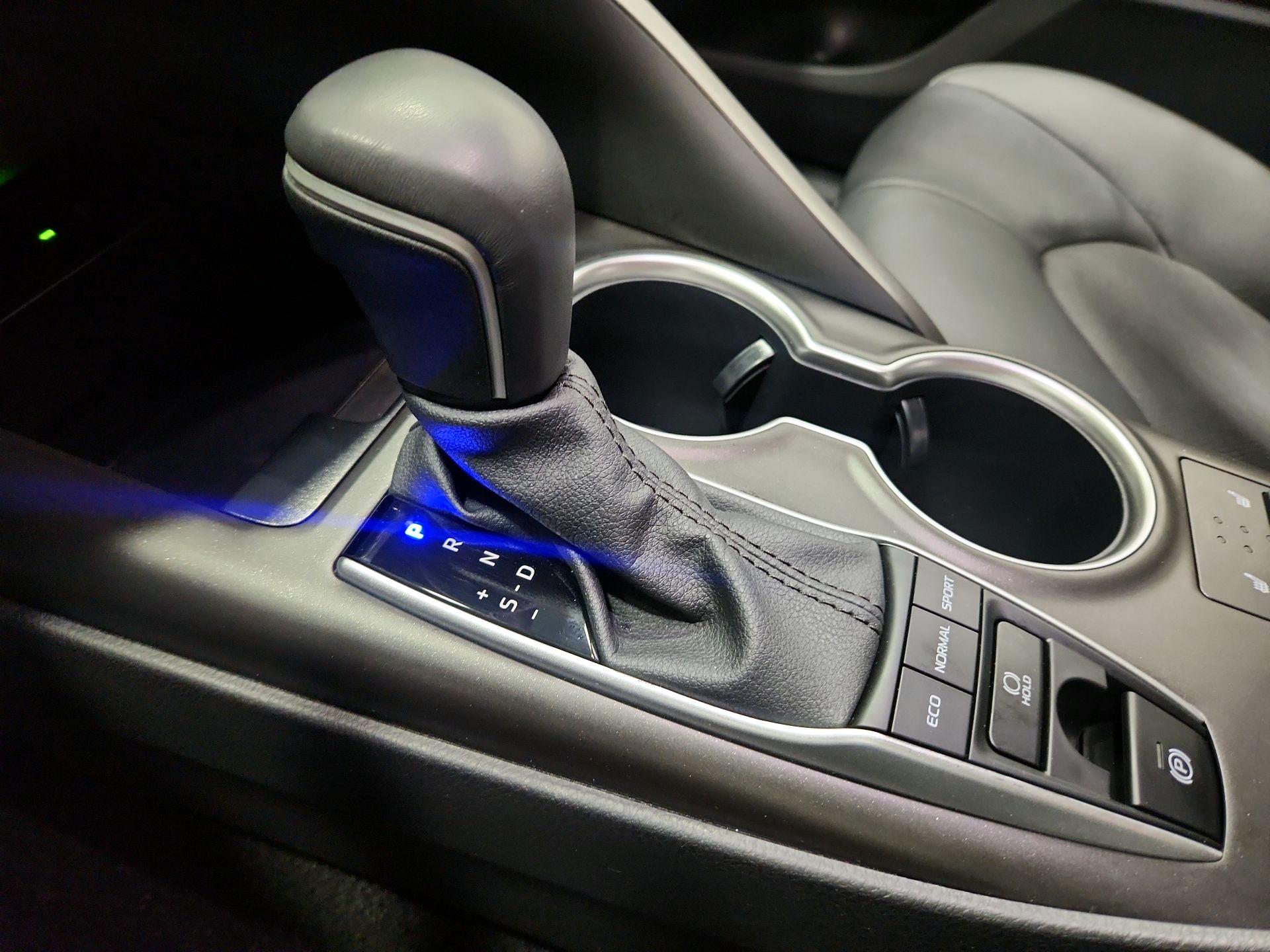 Thumbnail: 2024 Toyota Camry - 17