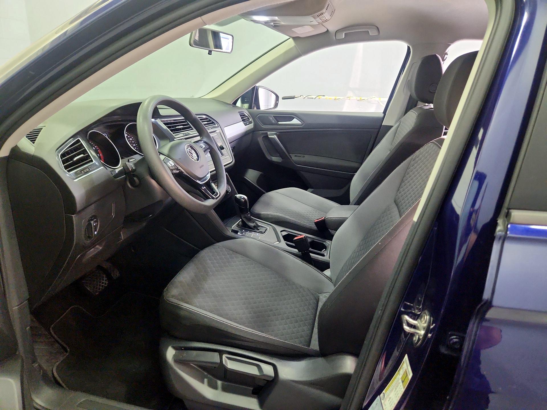 Thumbnail: 2021 Volkswagen Tiguan - 11