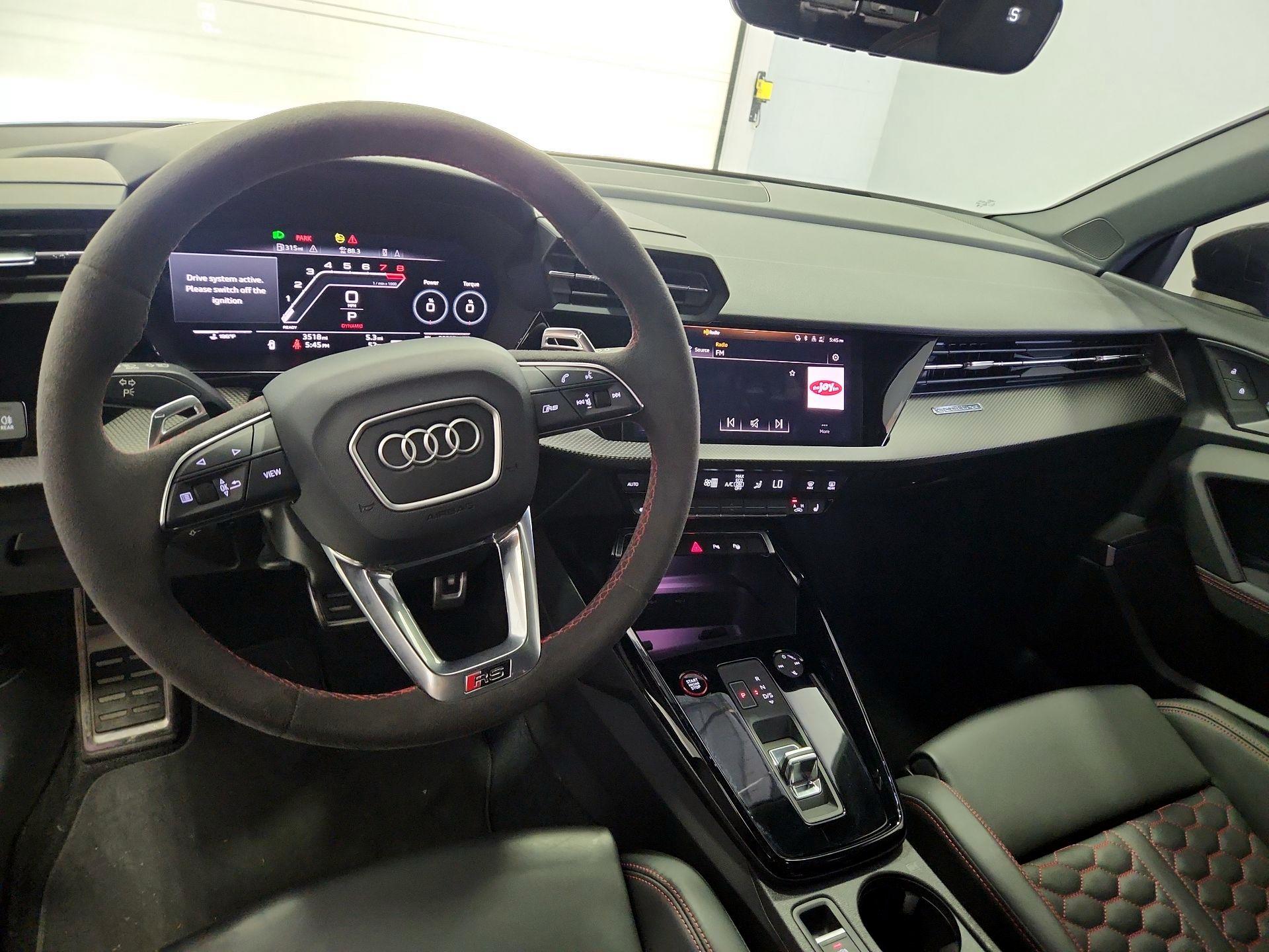 Thumbnail: 2024 Audi RS 3 - 9