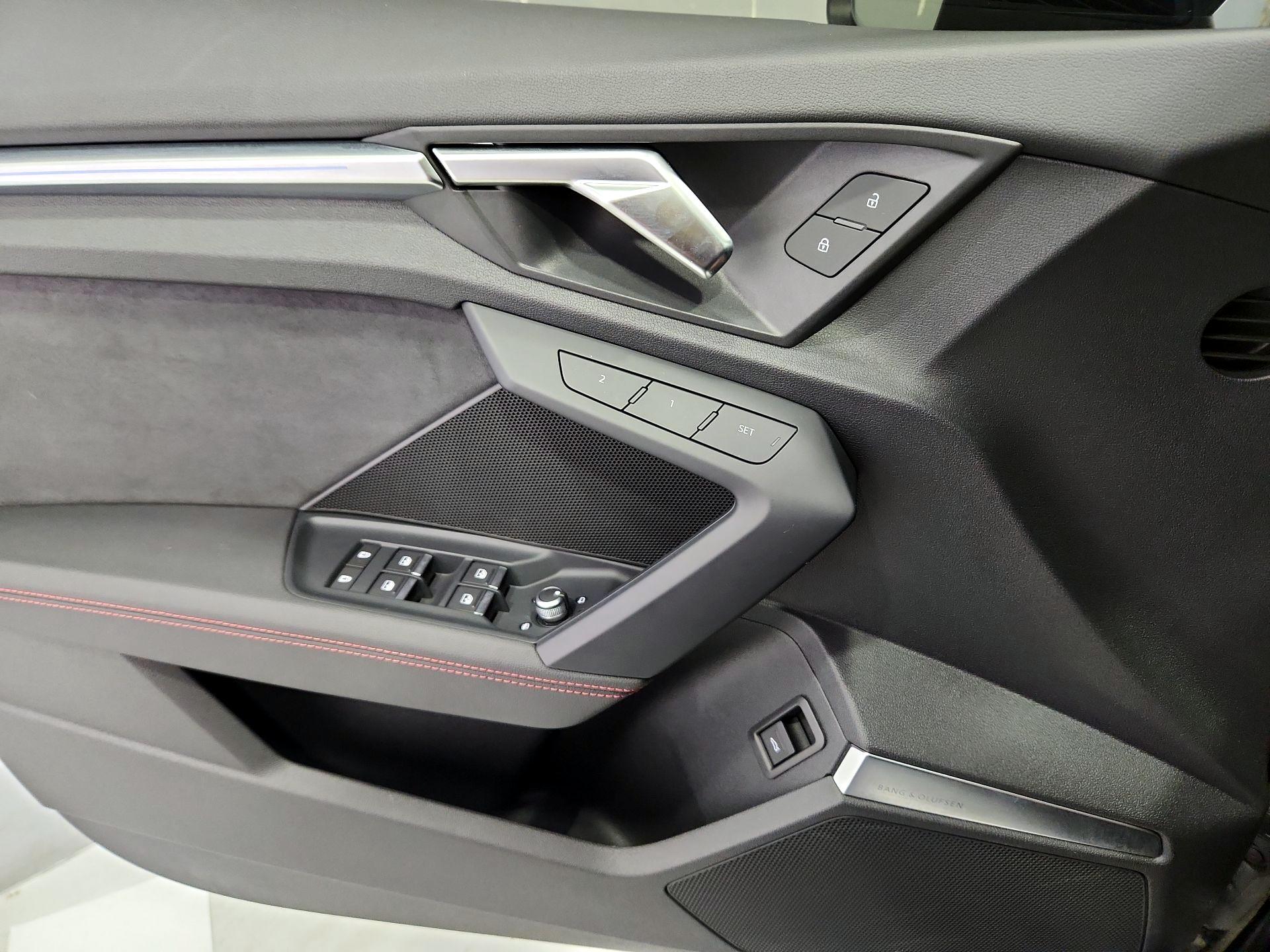 Thumbnail: 2024 Audi RS 3 - 12