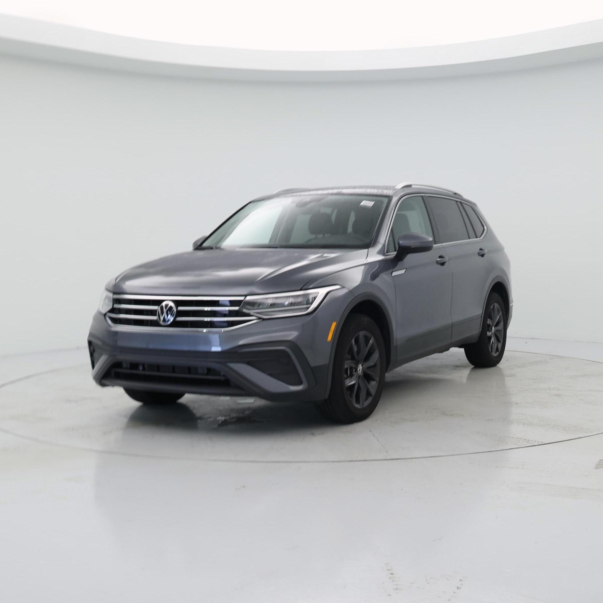 Thumbnail: 2024 Volkswagen Tiguan - 4