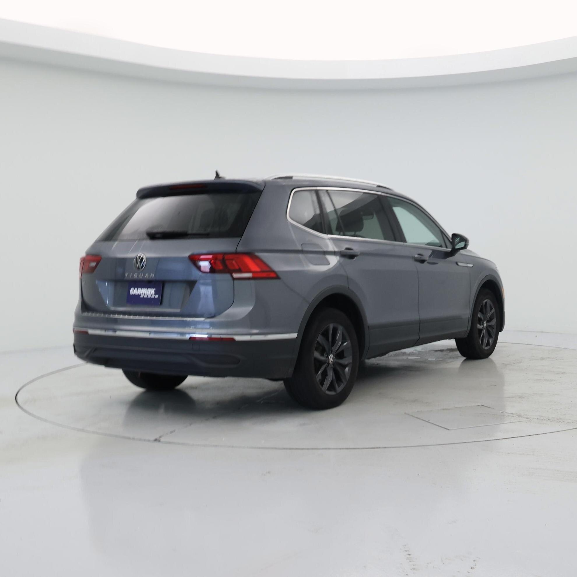 Thumbnail: 2024 Volkswagen Tiguan - 8