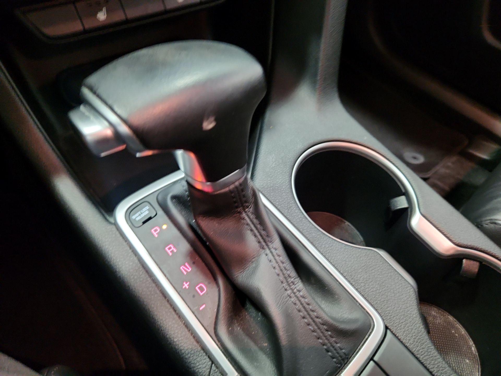 Thumbnail: 2017 Kia Sportage - 17