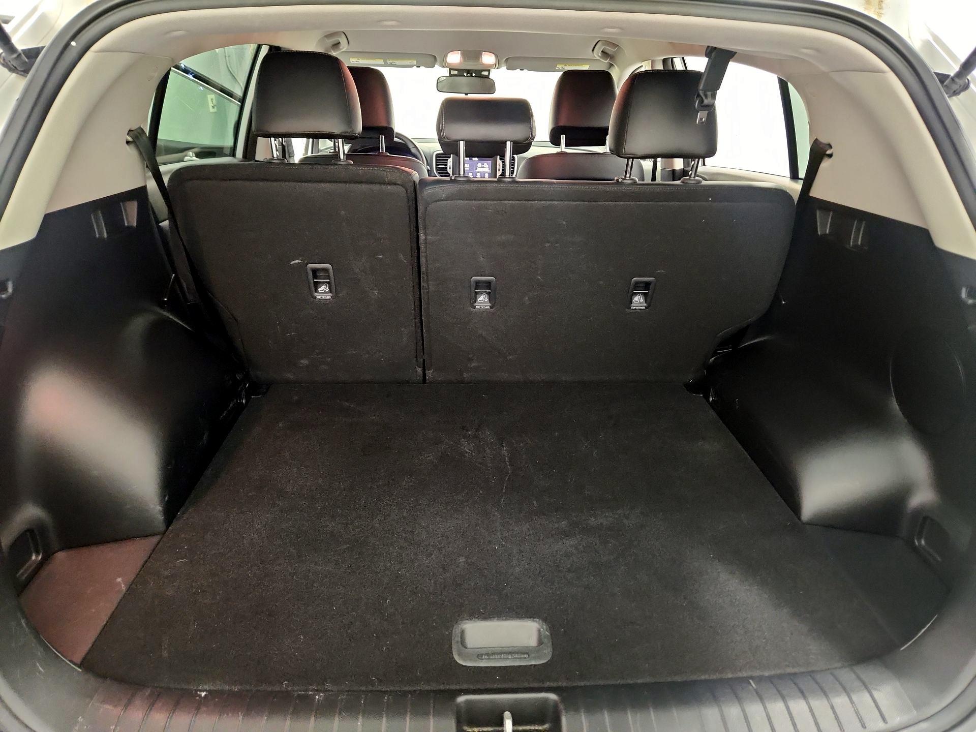 Thumbnail: 2017 Kia Sportage - 20