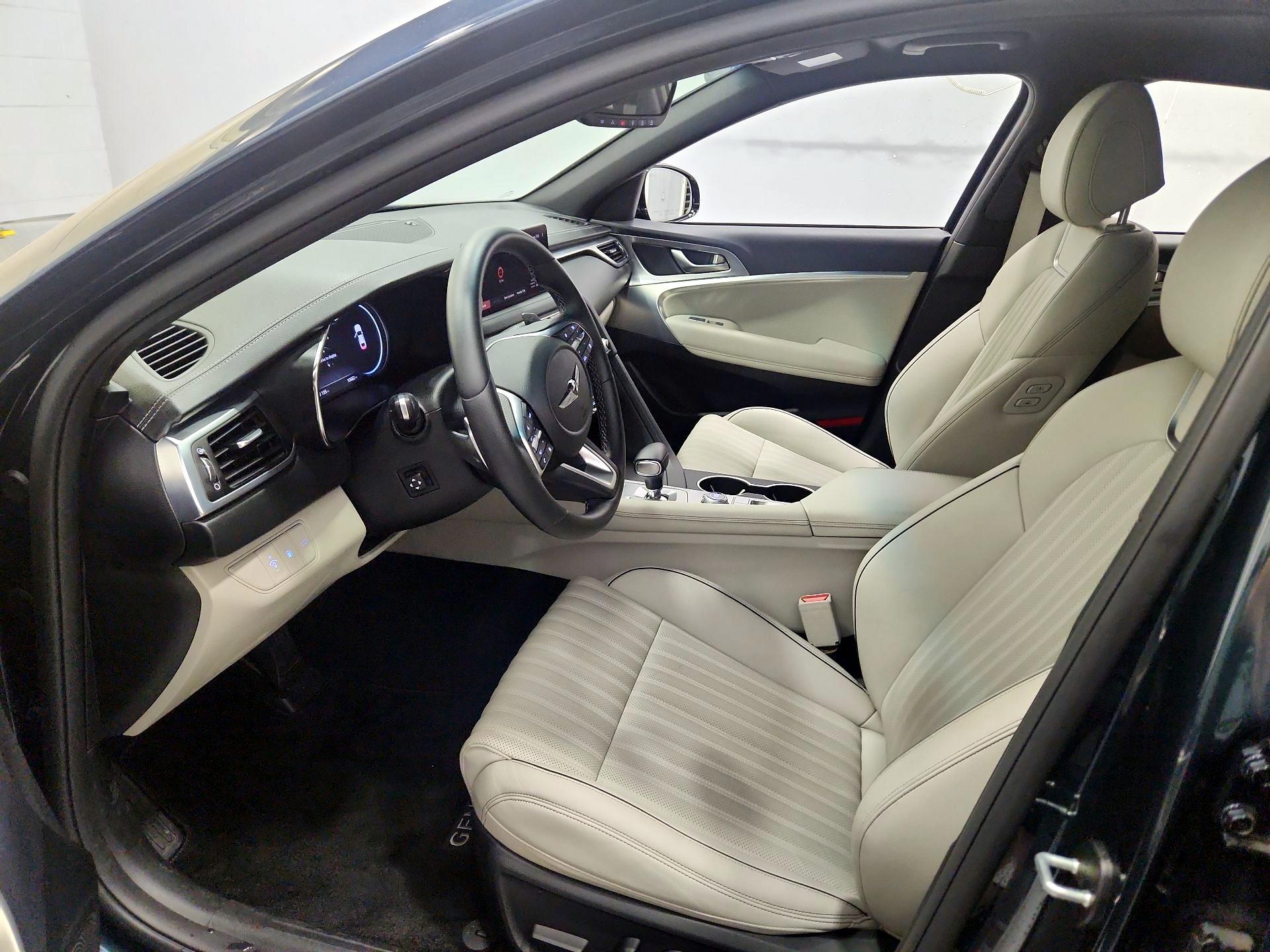 Thumbnail: 2023 Genesis G70 - 11