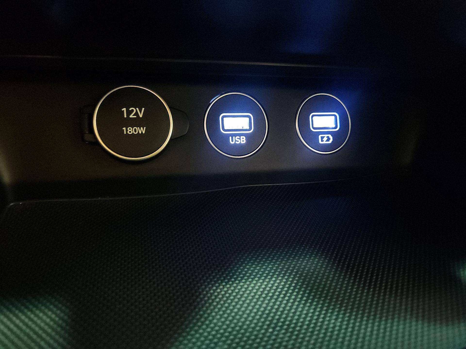 Thumbnail: 2023 Genesis G70 - 19