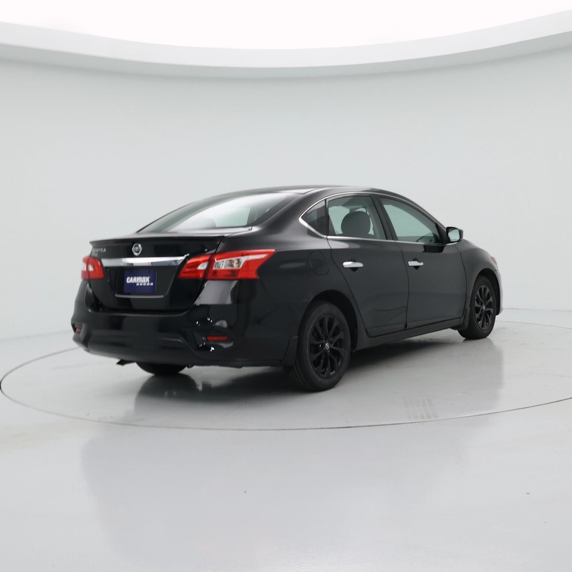 Thumbnail: 2018 Nissan Sentra - 8