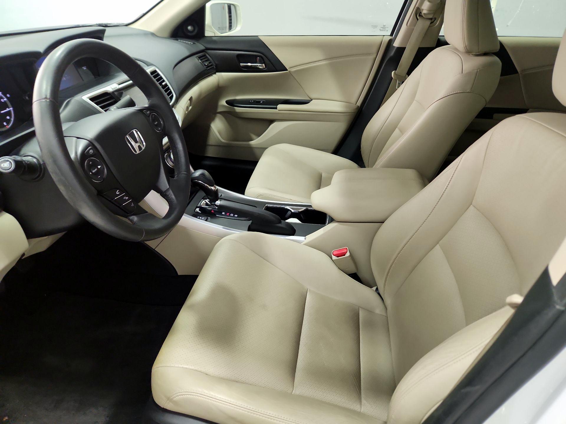 Thumbnail: 2014 Honda Accord - 11