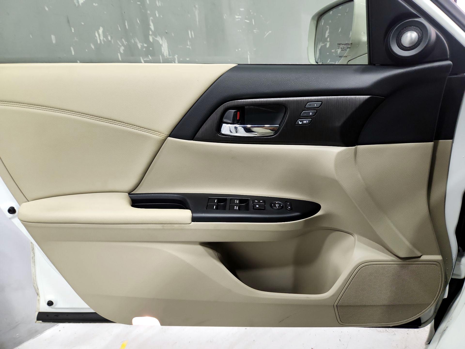 Thumbnail: 2014 Honda Accord - 12