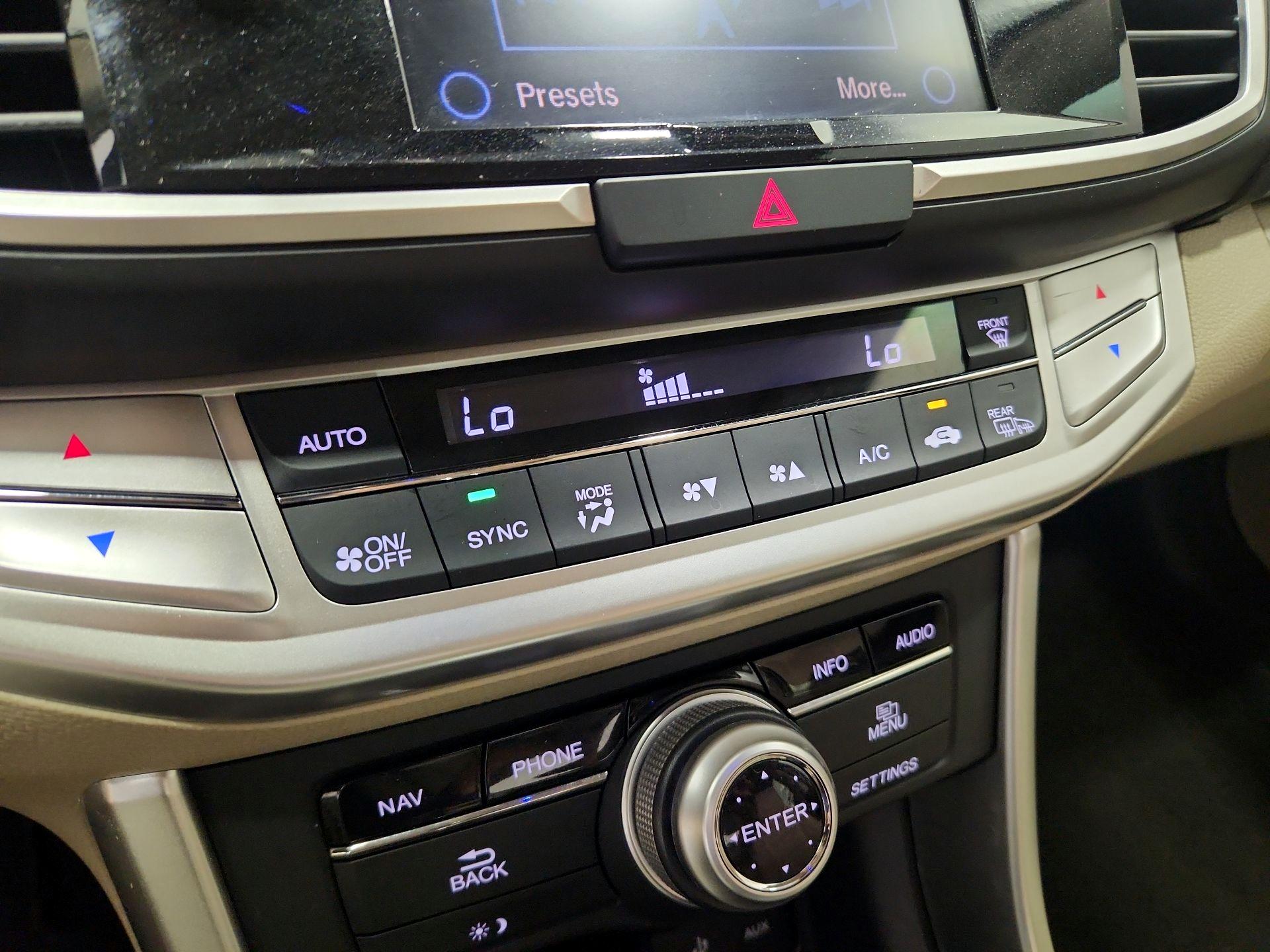 Thumbnail: 2014 Honda Accord - 16