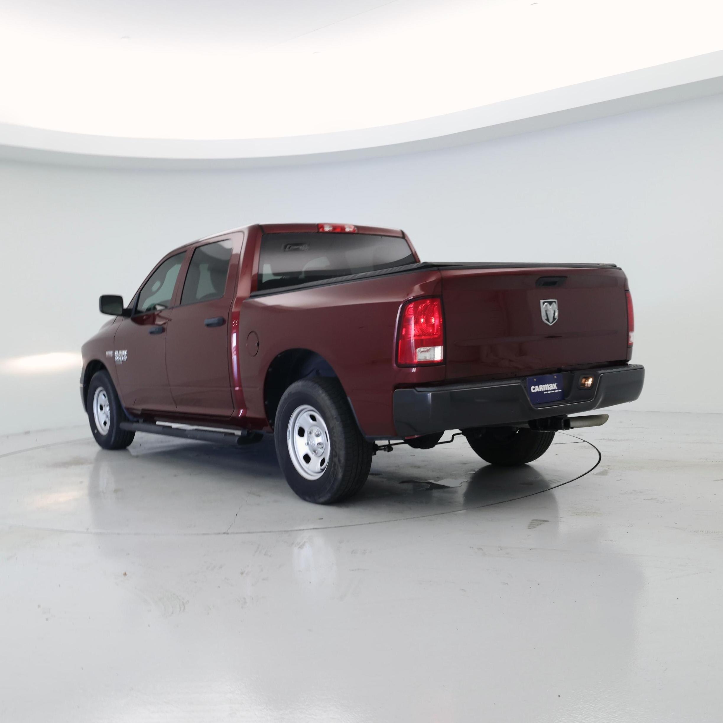 Thumbnail: 2022 RAM 1500 Classic - 2