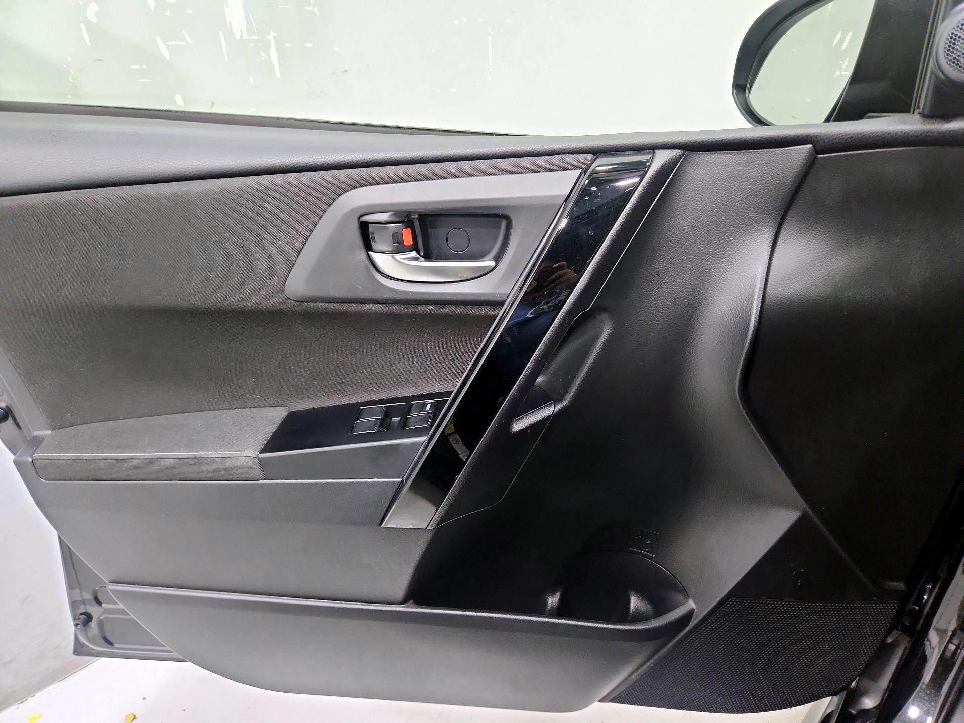Thumbnail: 2016 Scion iM - 12