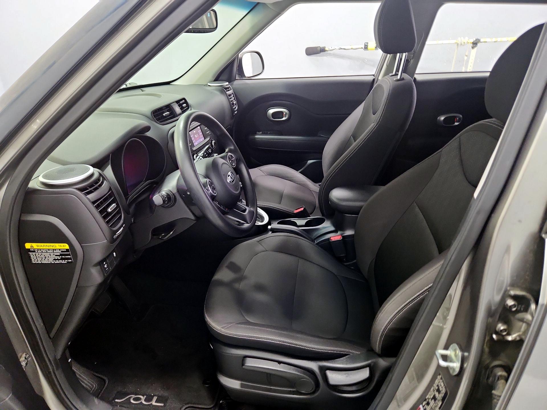 Thumbnail: 2016 Kia Soul - 11