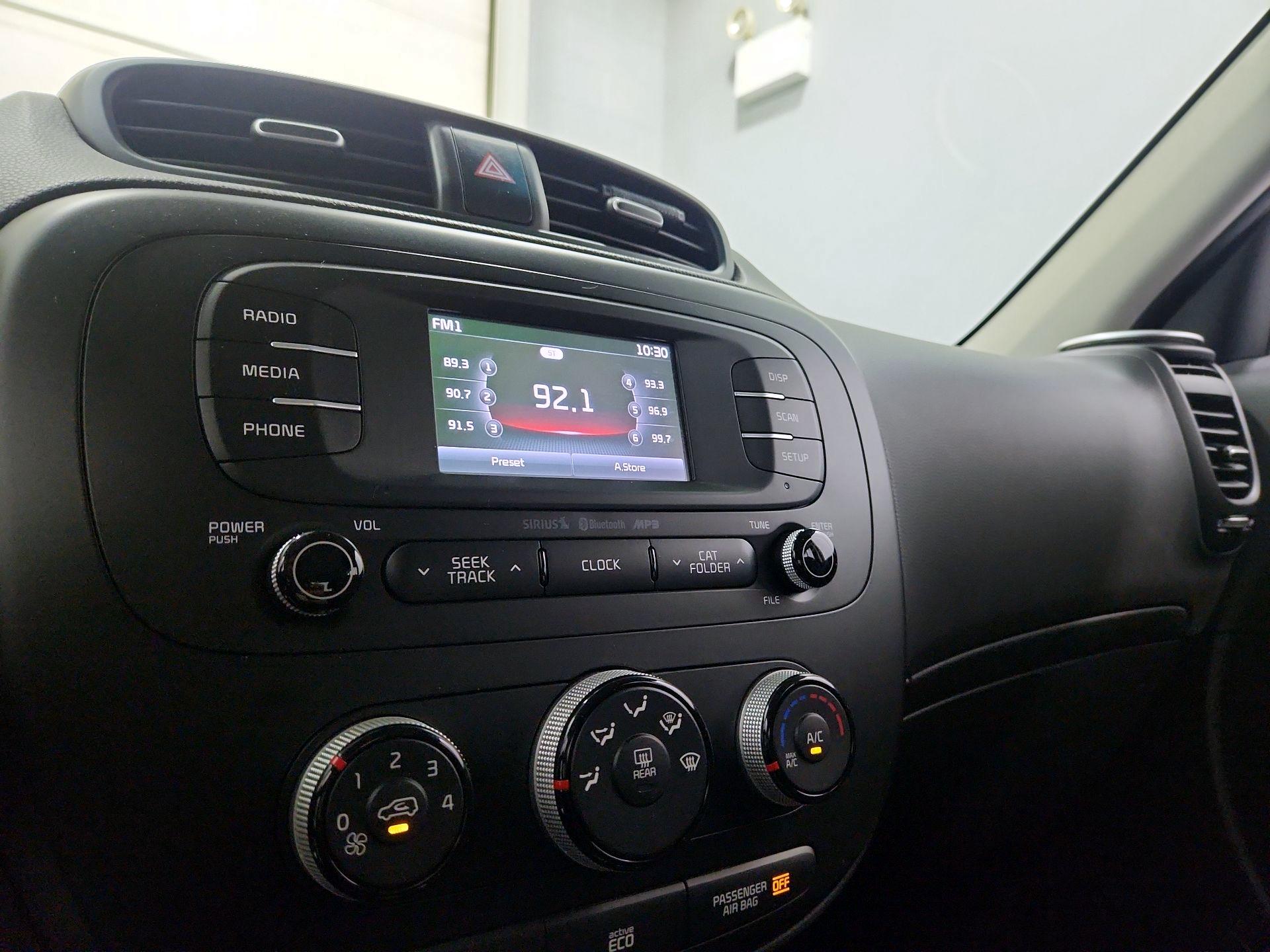 Thumbnail: 2016 Kia Soul - 15