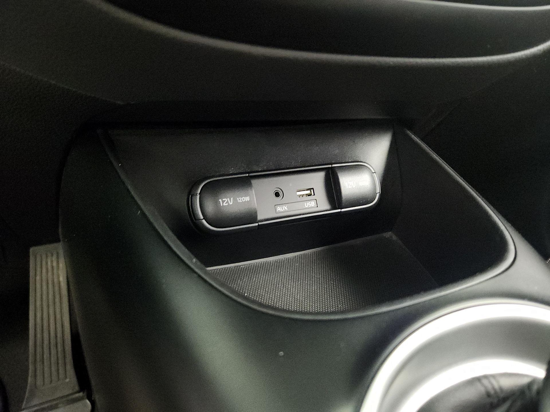 Thumbnail: 2016 Kia Soul - 18