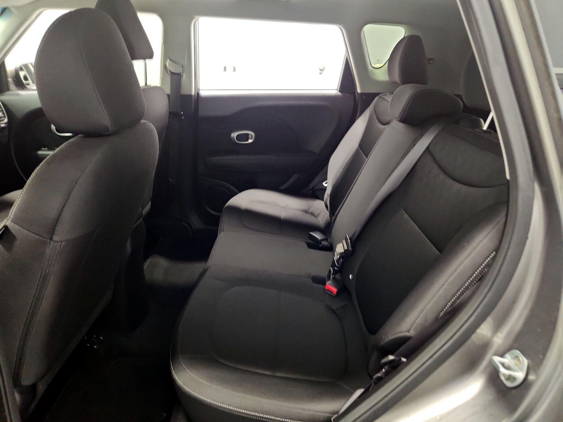Thumbnail: 2016 Kia Soul - 19