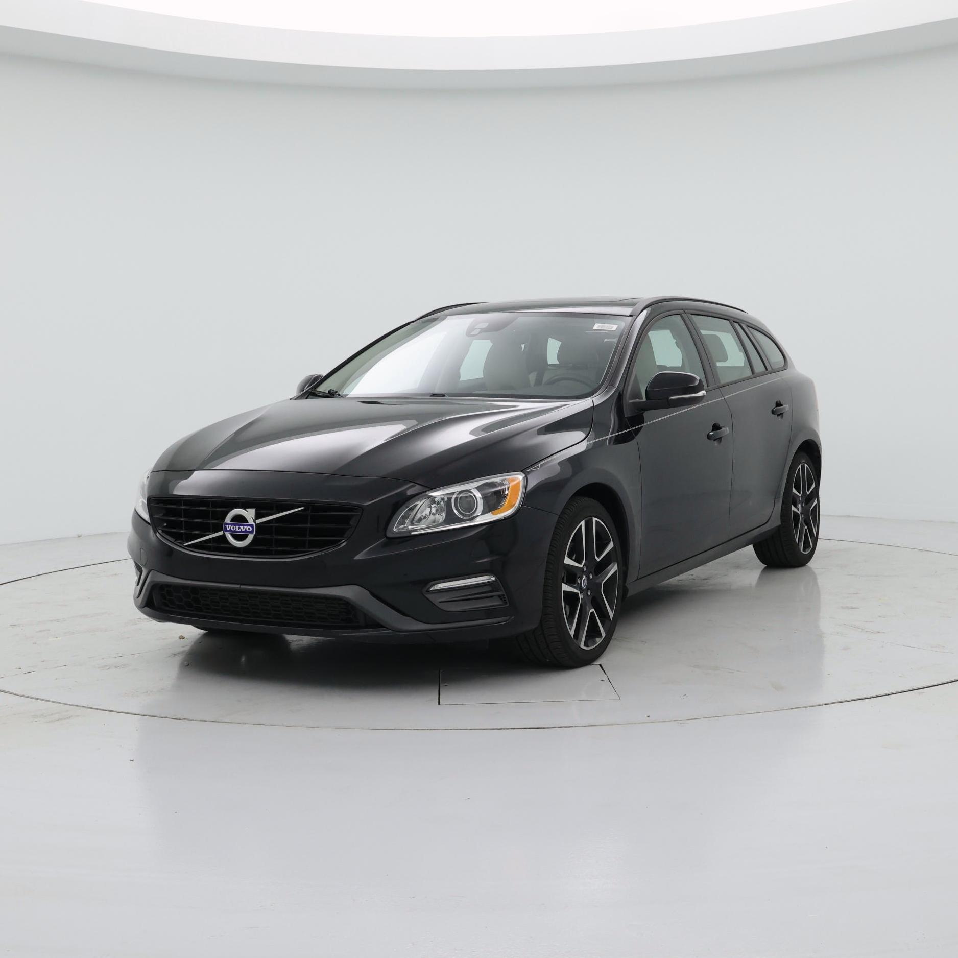 Thumbnail: 2018 Volvo V60 - 4