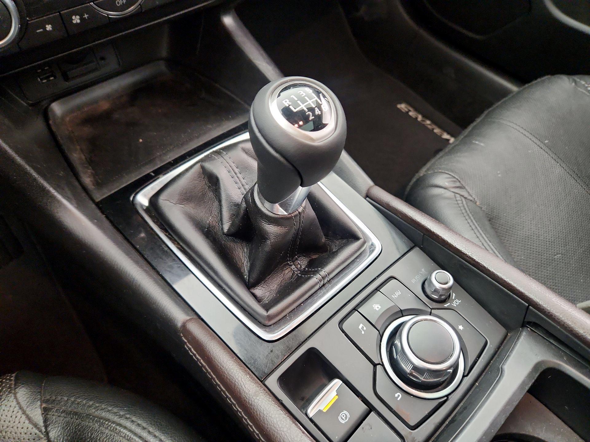 Thumbnail: 2017 Mazda Mazda3 - 18