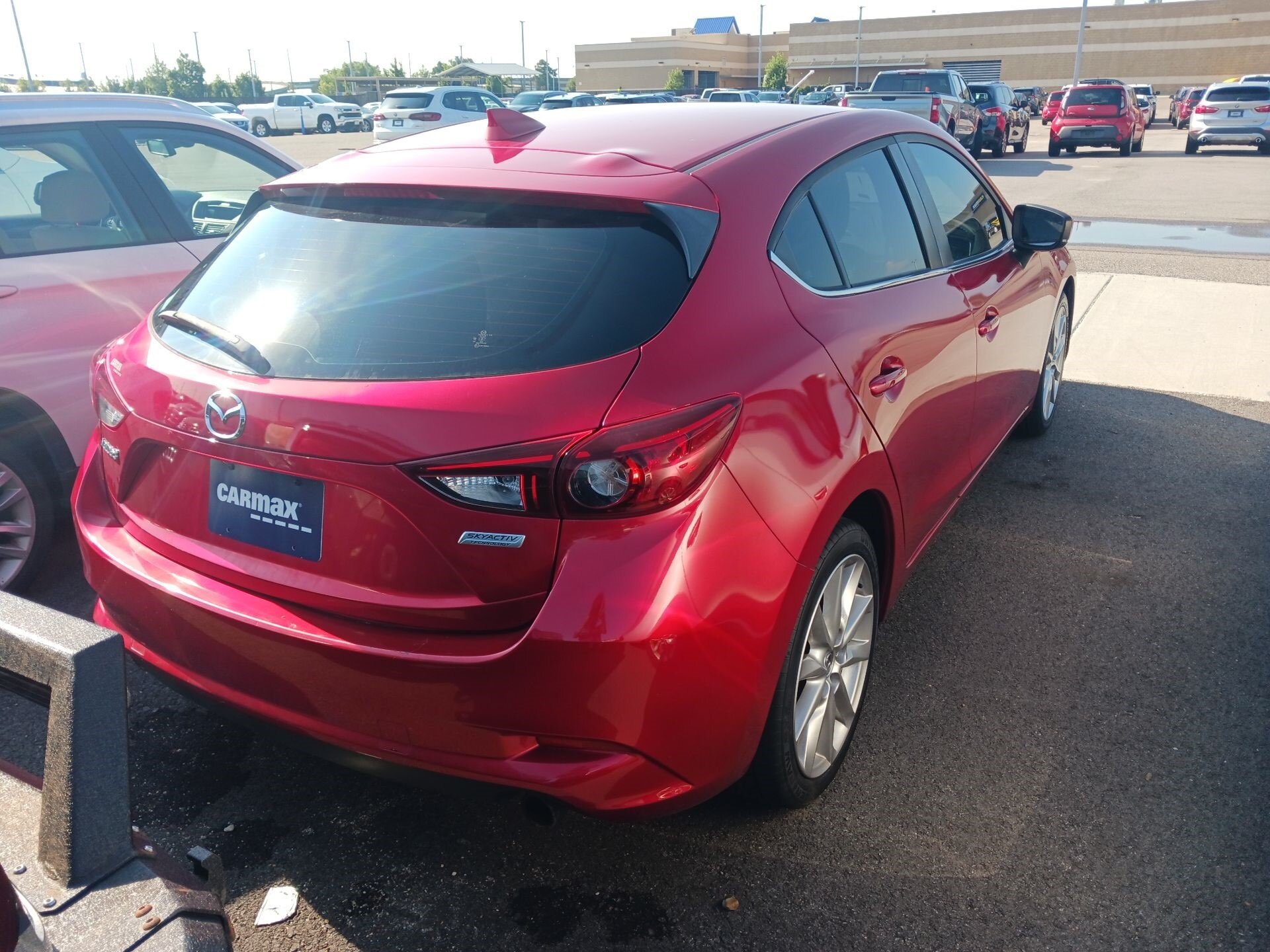 Thumbnail: 2017 Mazda Mazda3 - 3