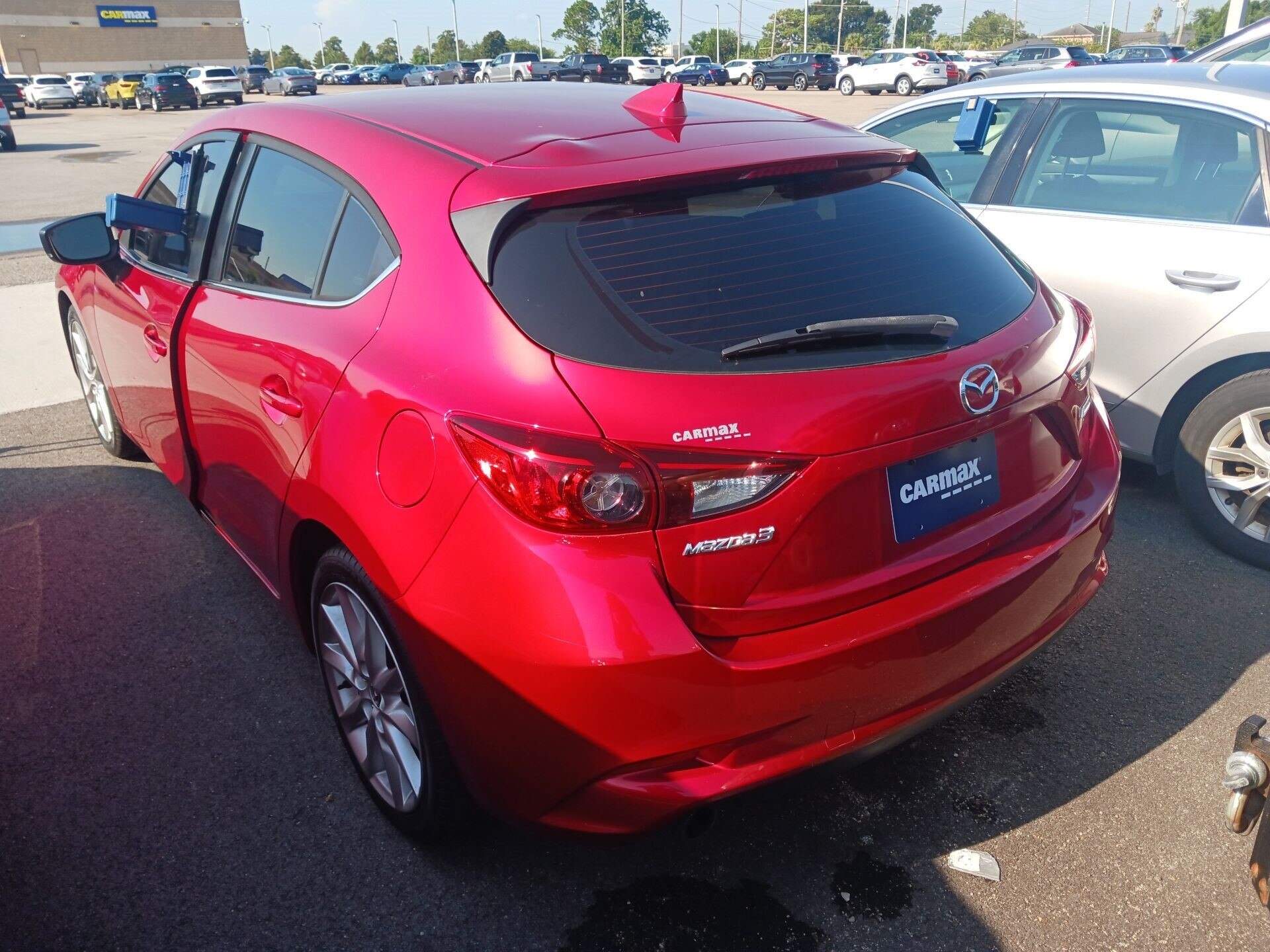 Thumbnail: 2017 Mazda Mazda3 - 4